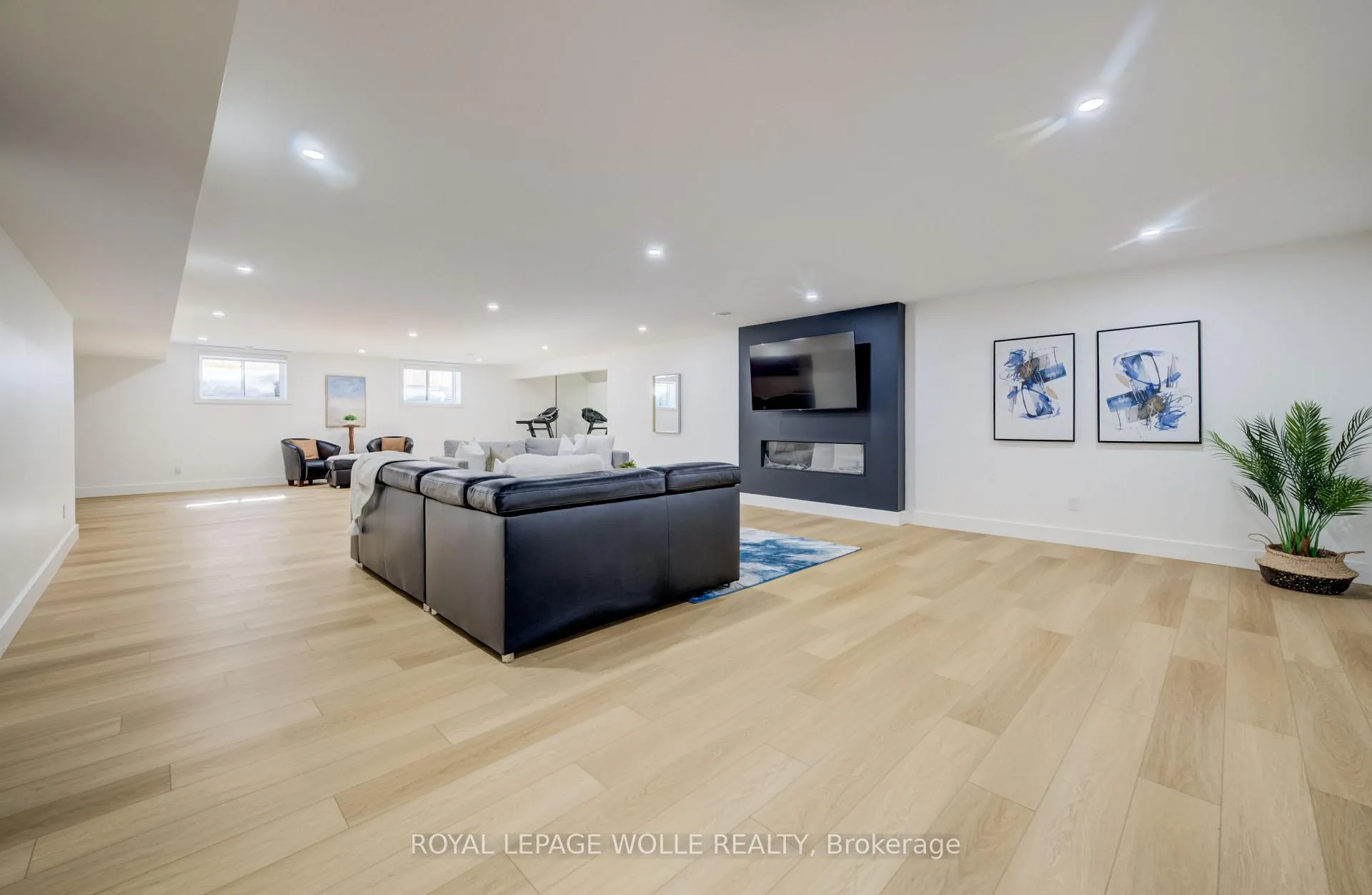Photo 37 of 311 Orr Street, Stratford — HOMEH