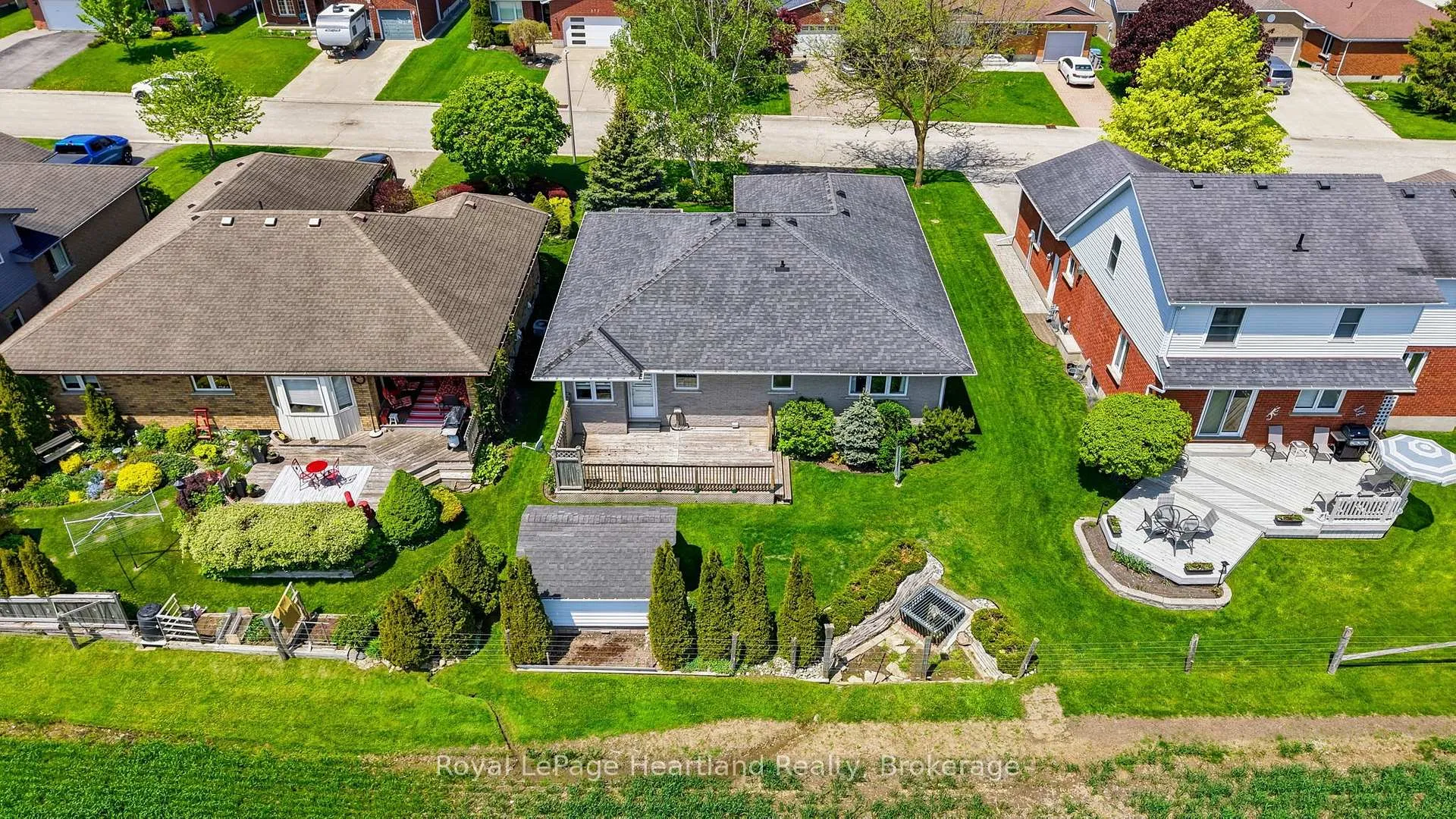 Photo 3 of 580 Maple Avenue N, North Perth, Listowel — HOMEH