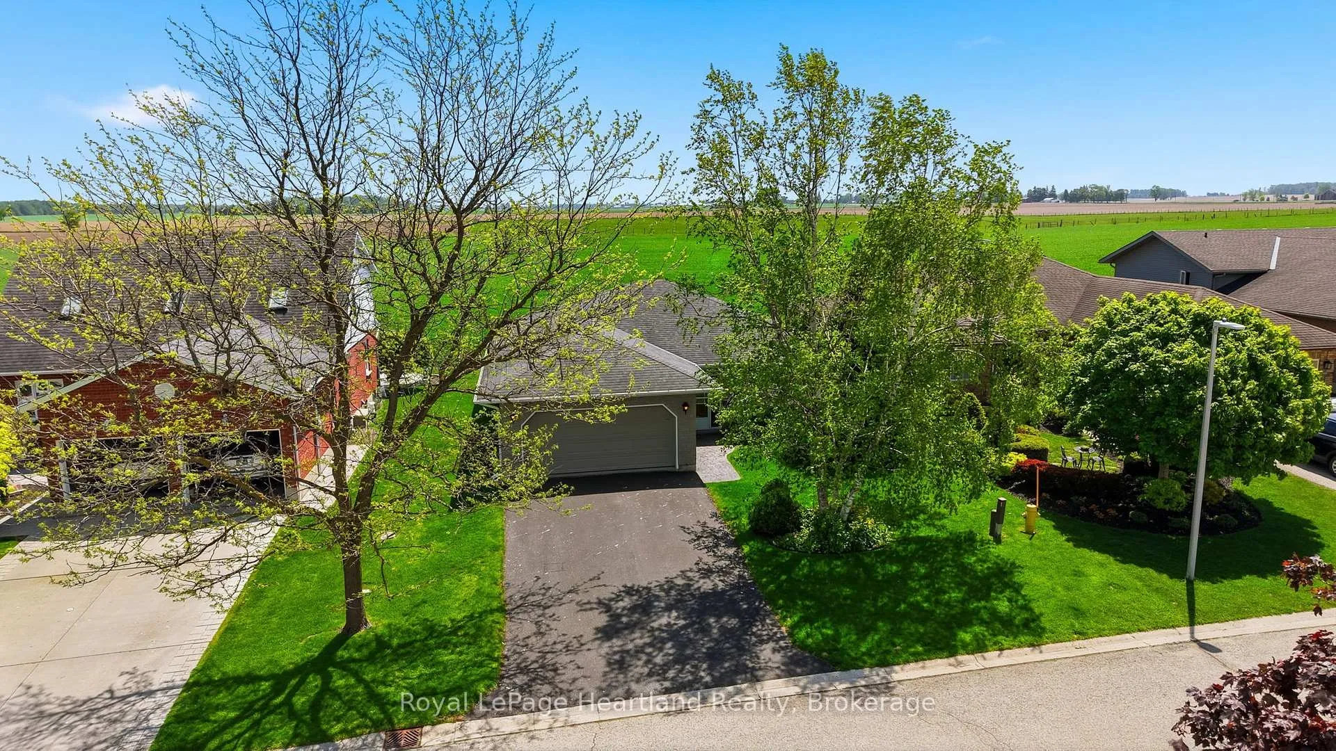 Photo 4 of 580 Maple Avenue N, North Perth, Listowel — HOMEH