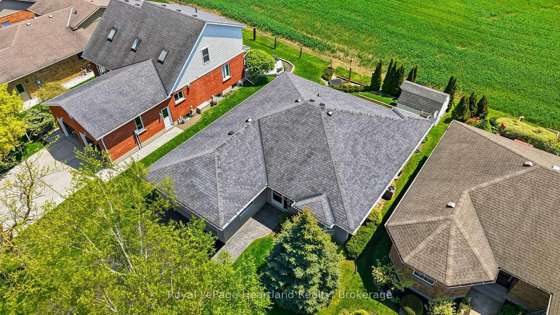 Photo 37 of 580 Maple Avenue N, North Perth, Listowel — HOMEH