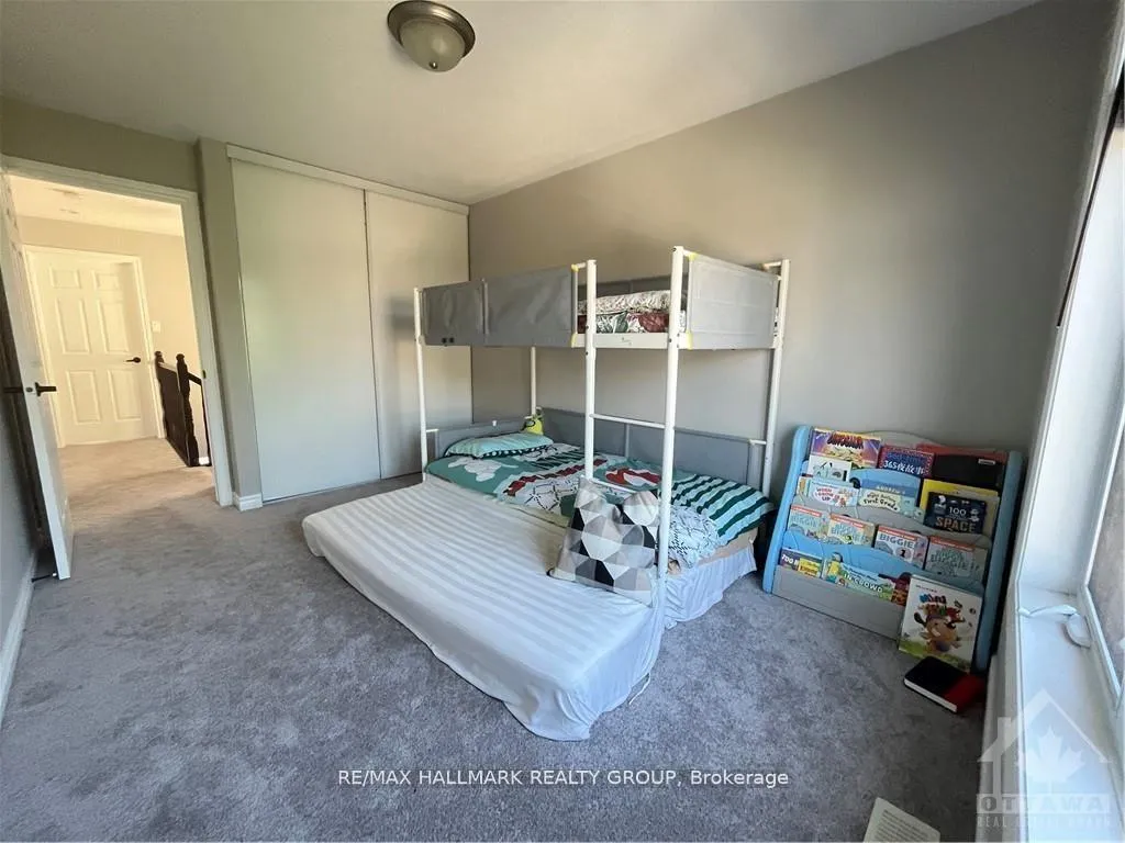 Photo 14 of 110 Garrity Crescent, Ottawa, Barrhaven - Strandherd — HOMEH