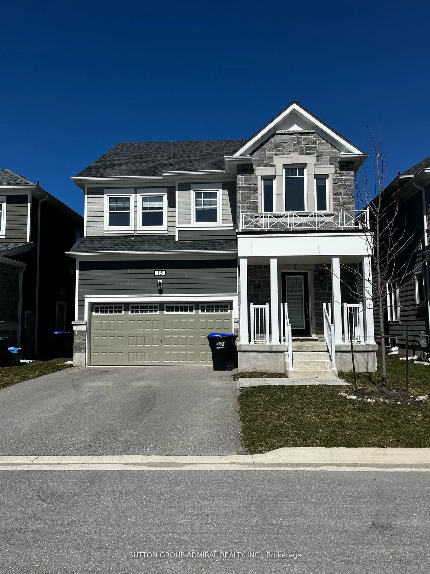 Front of 15 Hills Thistle Drive