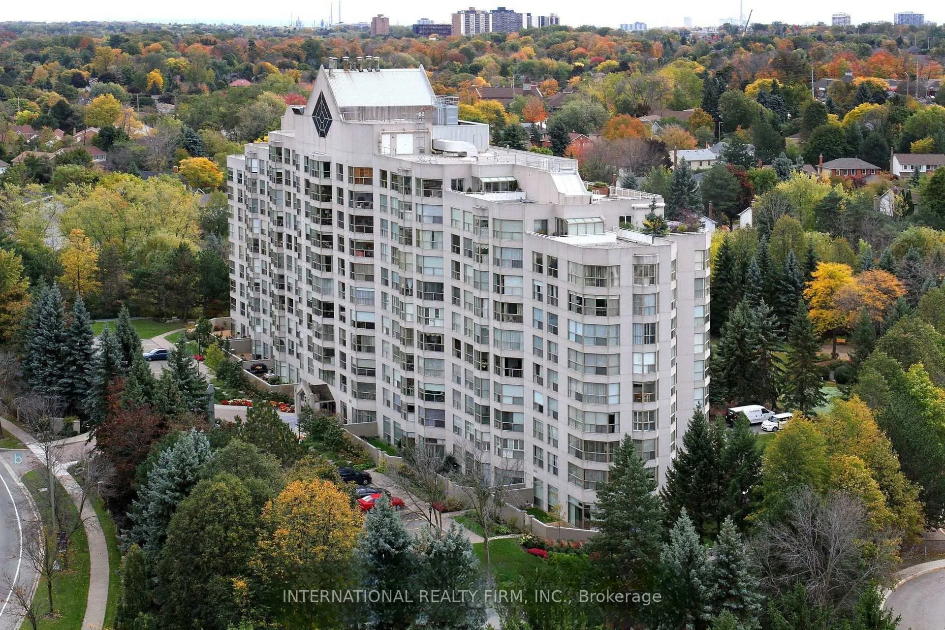 Photo of Unit 303, 1700 The Collegeway
