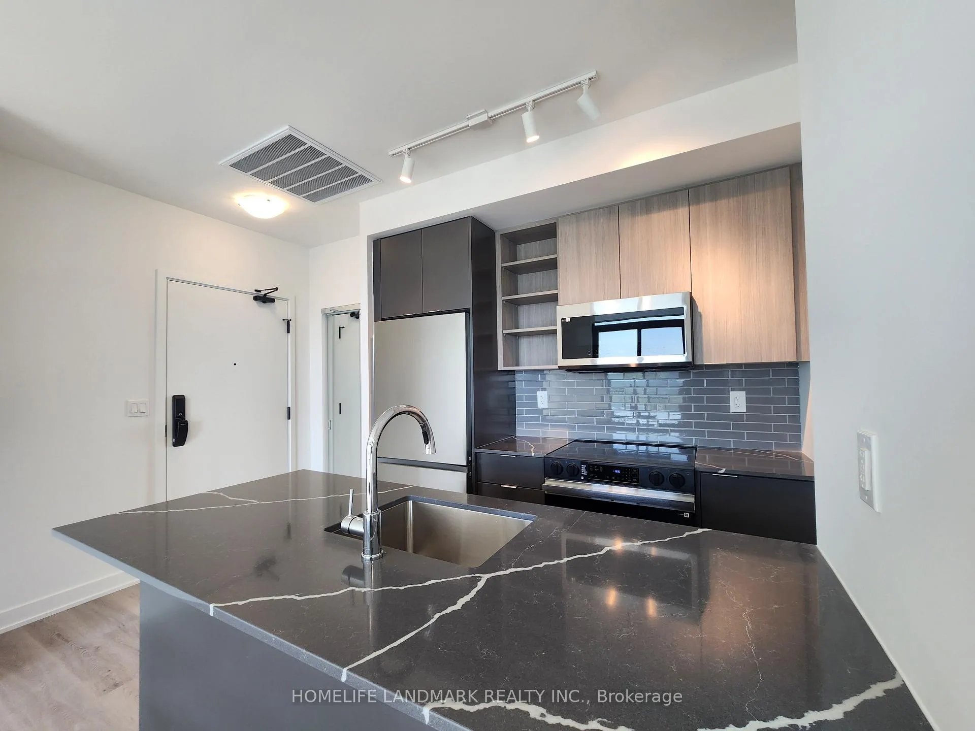 Photo 25 of Unit 2201, 2075 Lakeshore Road, Burlington, Brant — HOMEH
