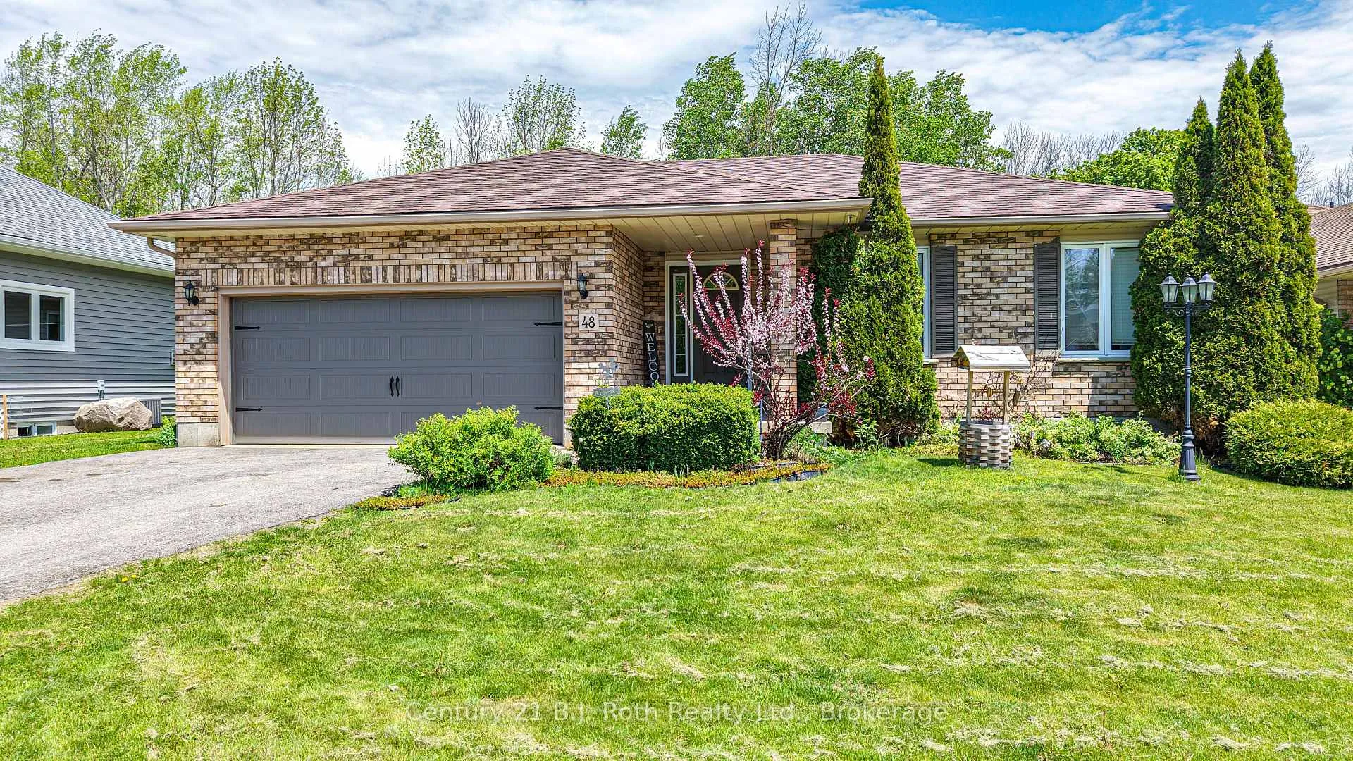 Front of 48 Brick Pond Road