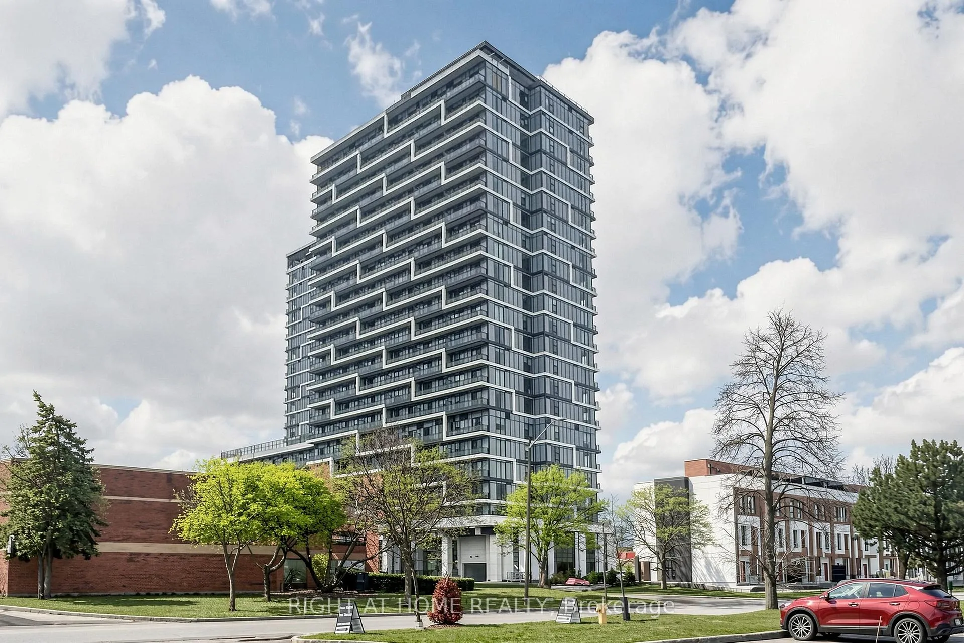 Photo 4 of Unit B-2207, 9751 Markham Road, Markham, Greensborough — HOMEH