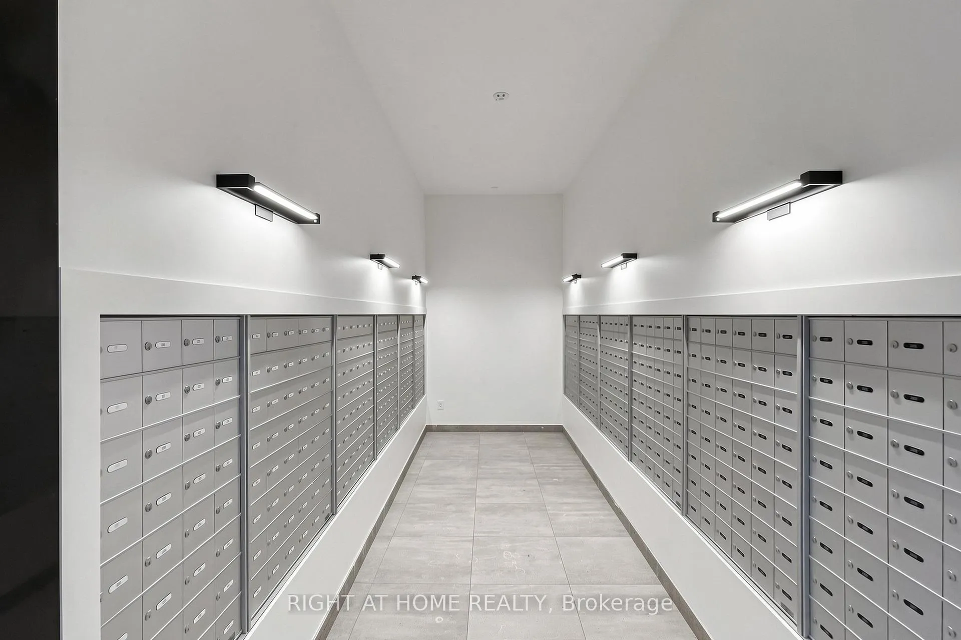 Photo 13 of Unit B-2207, 9751 Markham Road, Markham, Greensborough — HOMEH