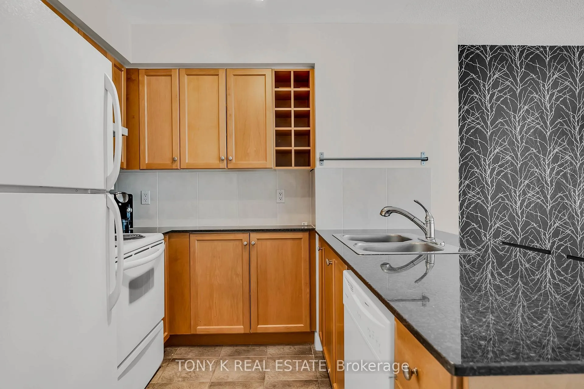 Photo 8 of Unit 2113, 210 Victoria Street, Toronto, Church-Yonge Corridor — HOMEH