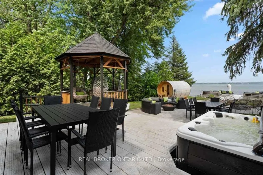 Photo 9 of 943 Barry Avenue, Innisfil, Rural Innisfil — HOMEH