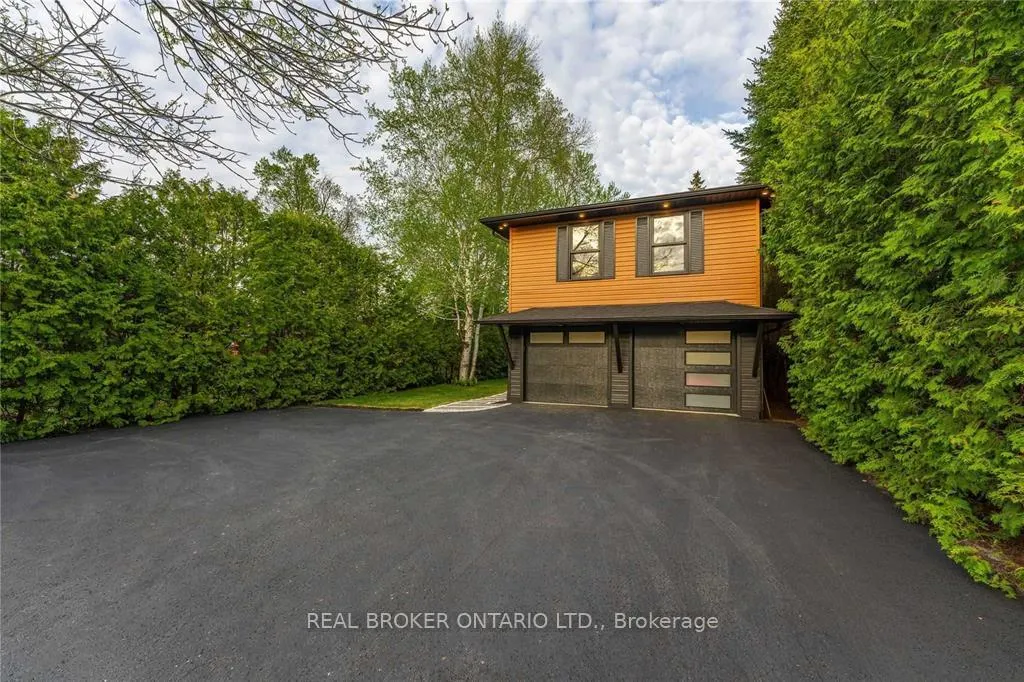 Photo 21 of 943 Barry Avenue, Innisfil, Rural Innisfil — HOMEH