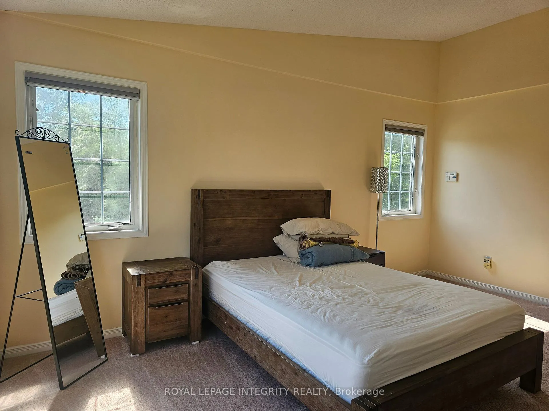 Photo 15 of Unit 2, 211 Station Boulevard, Ottawa, Riverview Park — HOMEH