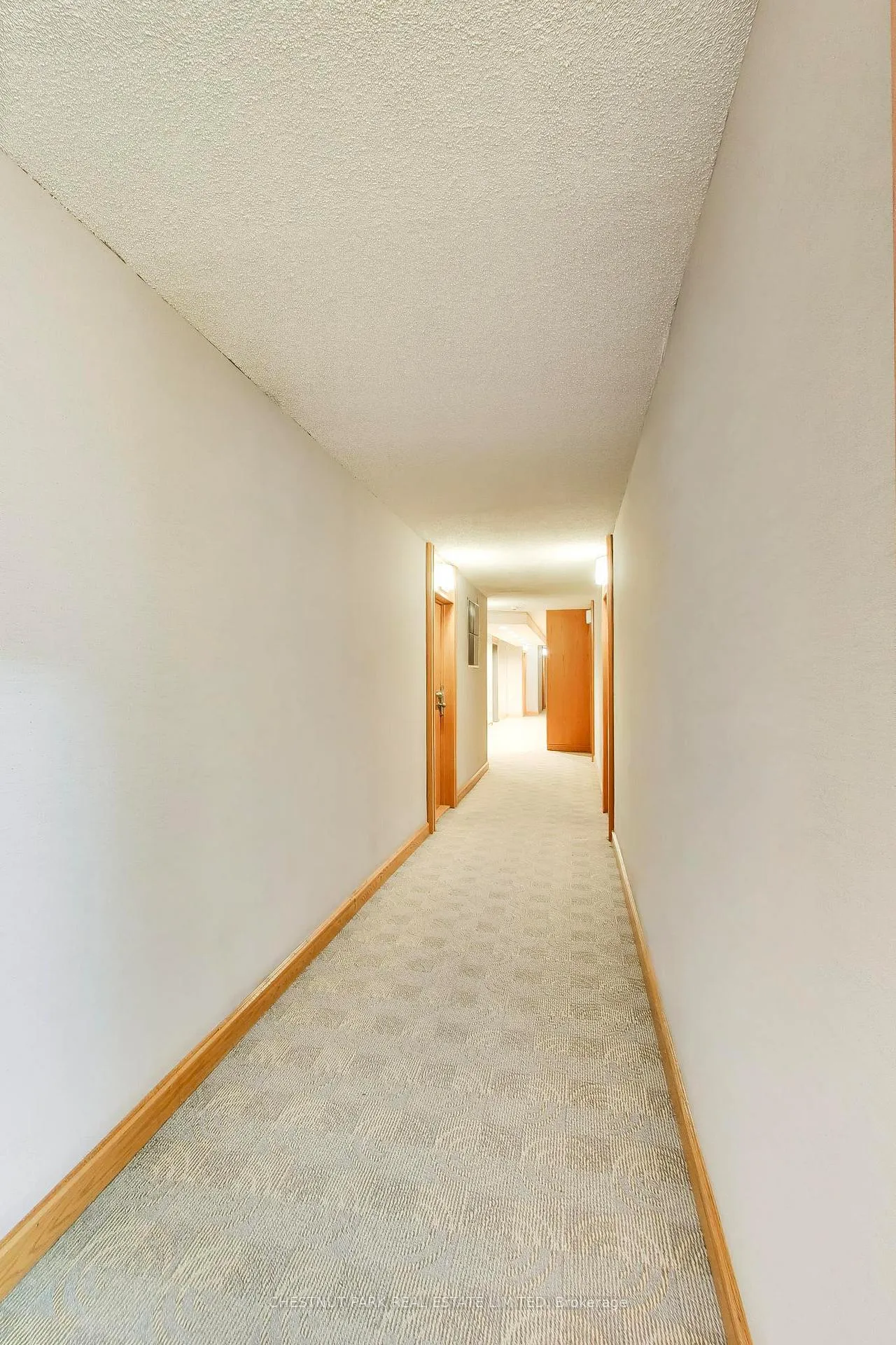 Photo 4 of Unit 2011, 44 St Joseph Street, Toronto, Bay Street Corridor — HOMEH