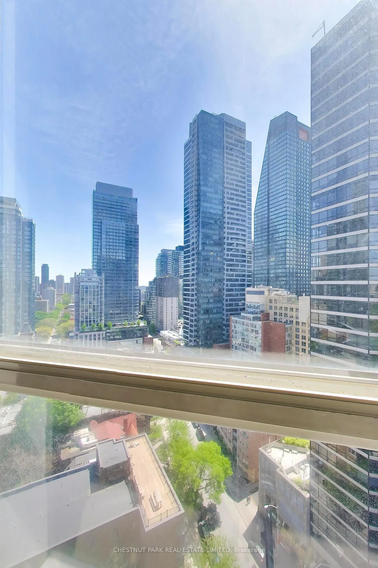 Photo 8 of Unit 2011, 44 St Joseph Street, Toronto, Bay Street Corridor — HOMEH