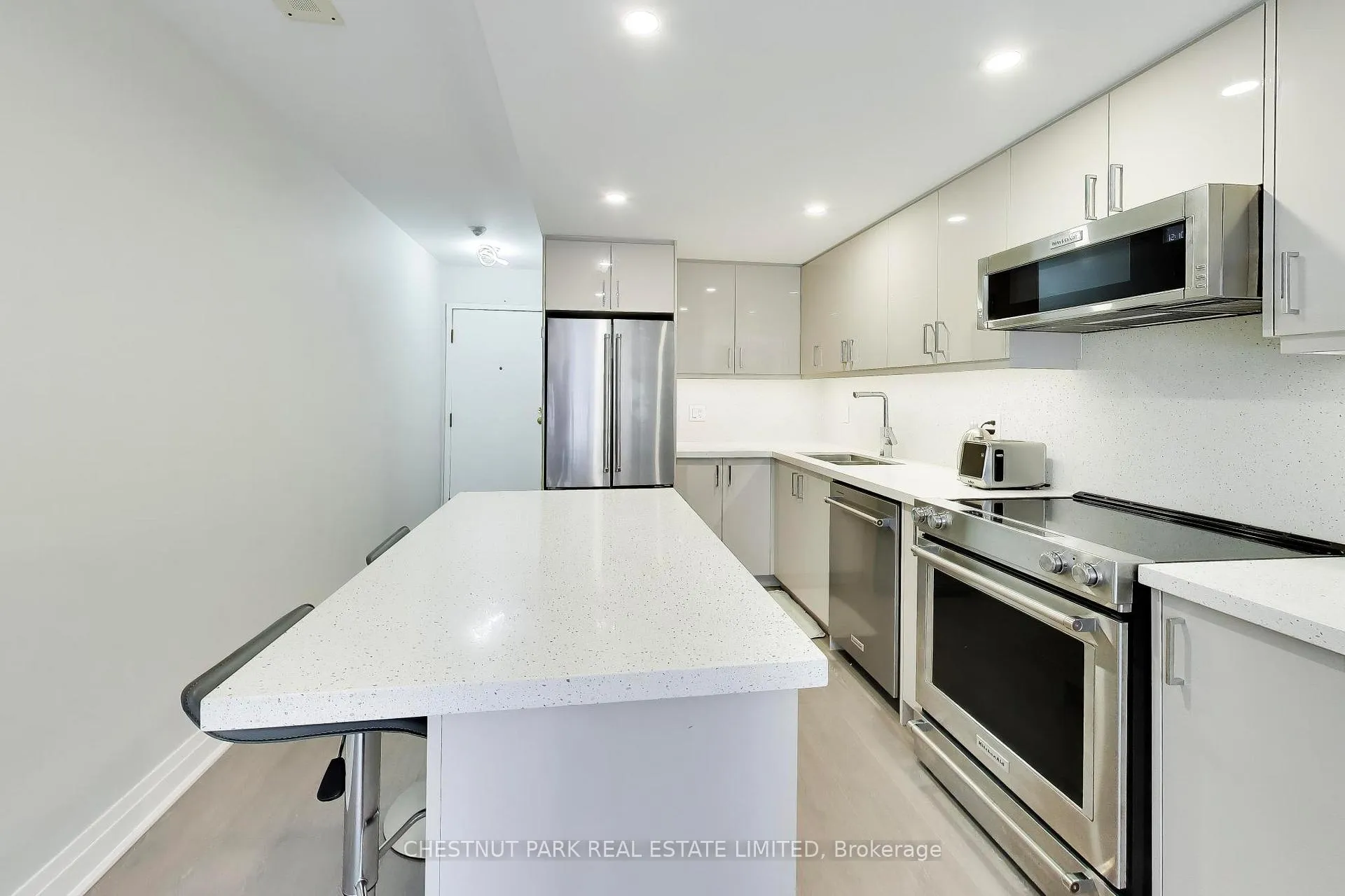 Photo 10 of Unit 2011, 44 St Joseph Street, Toronto, Bay Street Corridor — HOMEH
