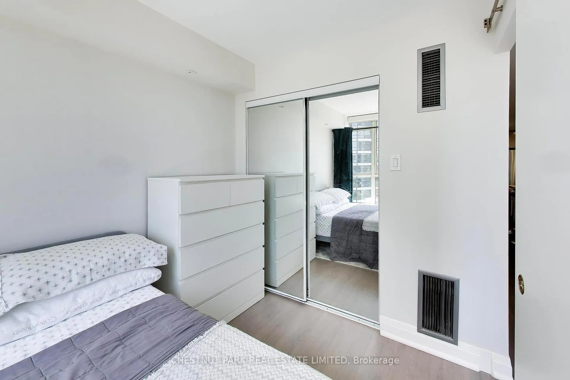 Photo 13 of Unit 2011, 44 St Joseph Street, Toronto, Bay Street Corridor — HOMEH