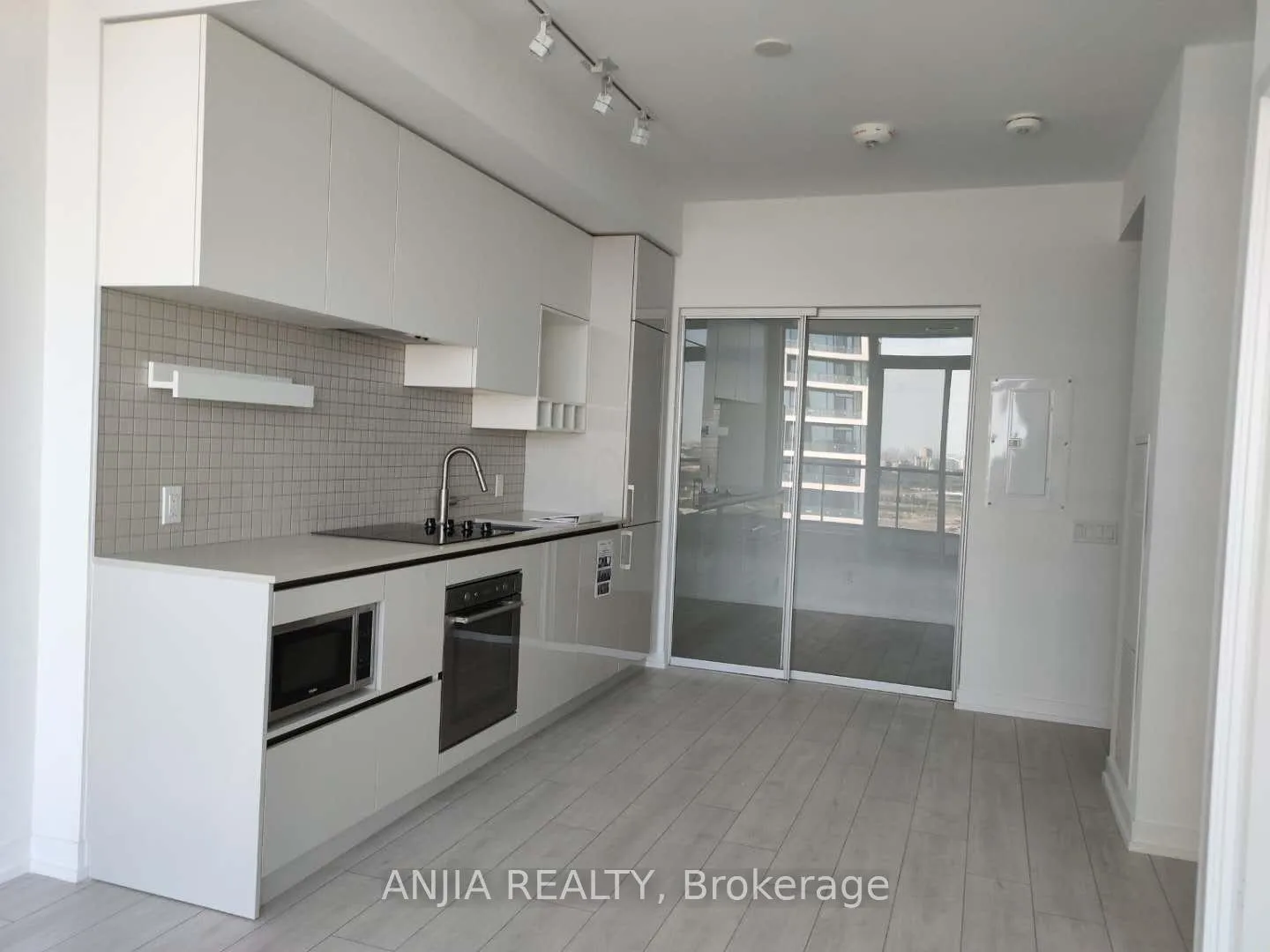Photo 8 of Unit 2806, 898 Portage Parkway, Vaughan, Vaughan Corporate Centre — HOMEH
