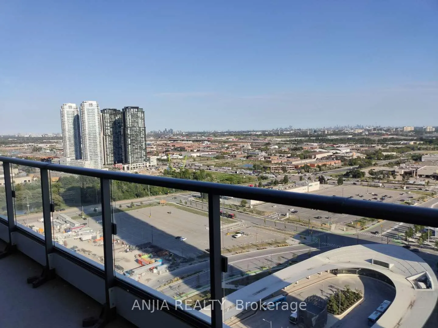 Photo 13 of Unit 2806, 898 Portage Parkway, Vaughan, Vaughan Corporate Centre — HOMEH