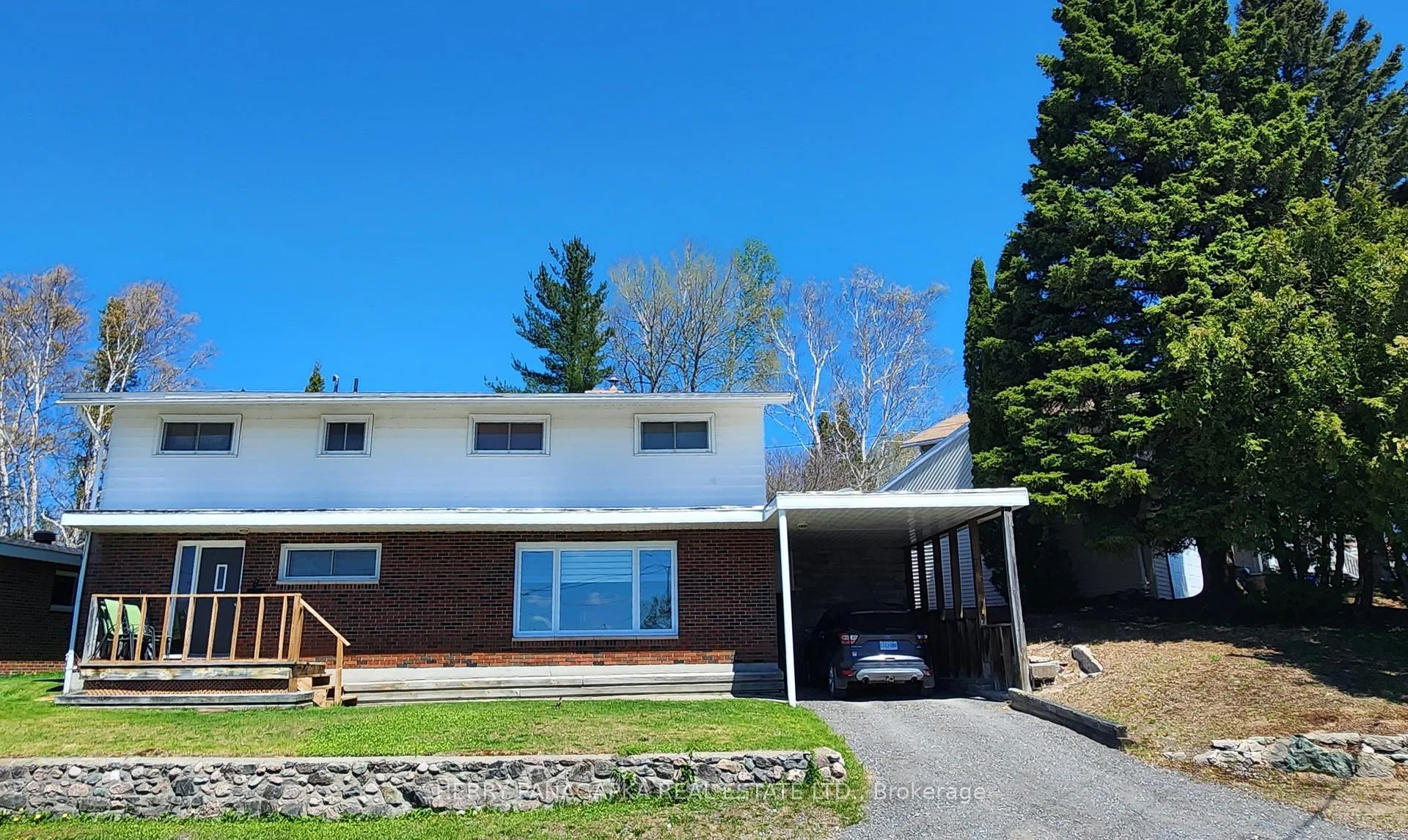 Front of 8 Mcphee Avenue