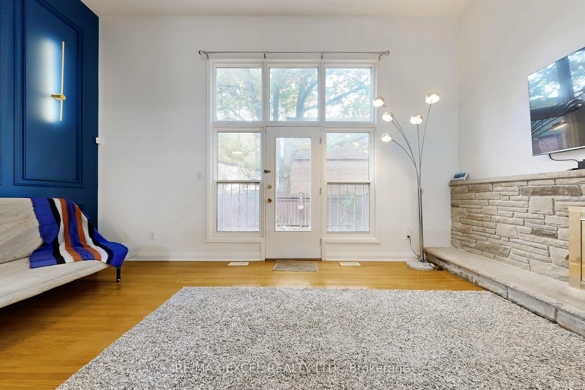 Photo 3 of 10 Crockamhill Drive, Scarborough, Agincourt North — HOMEH