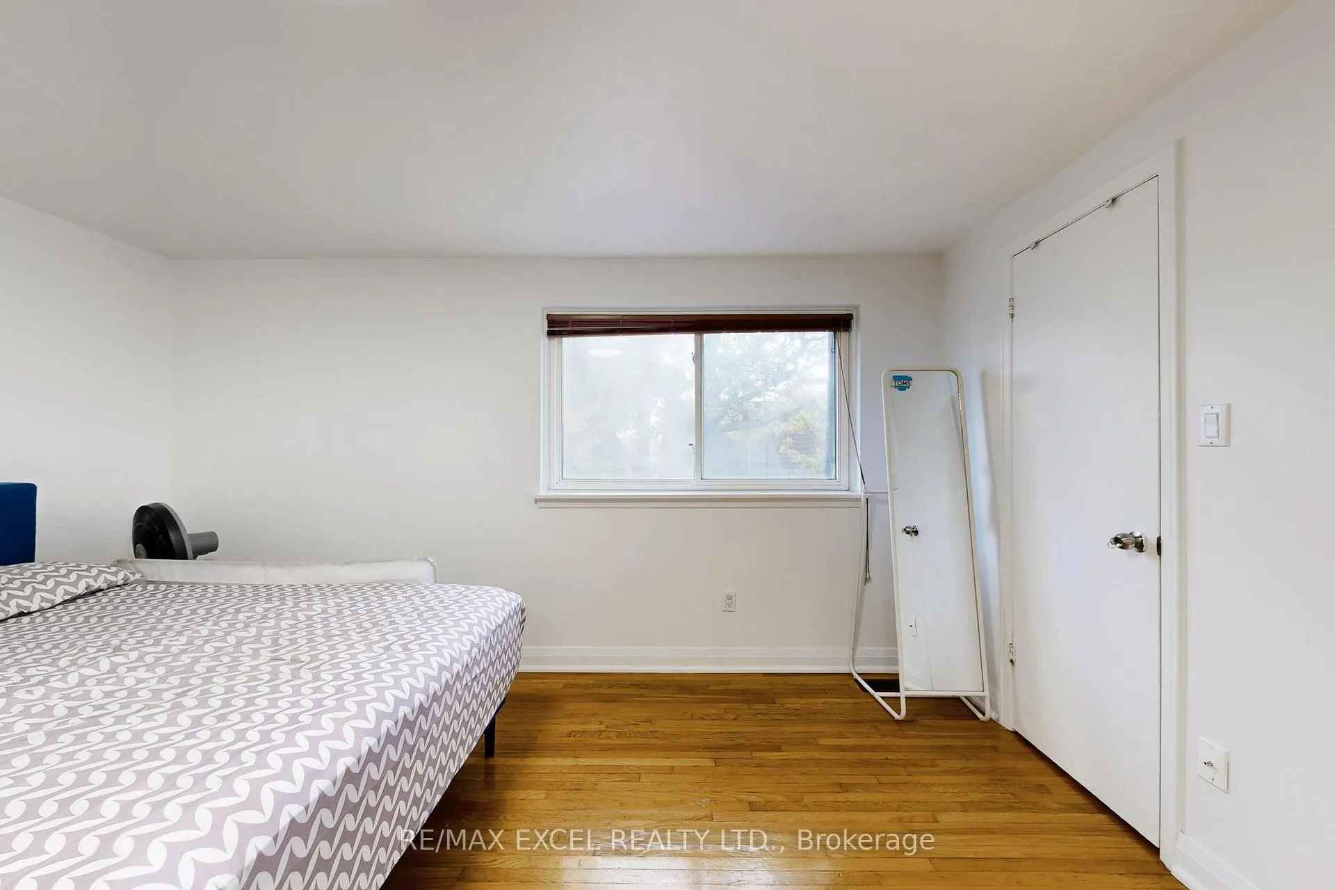 Photo 21 of 10 Crockamhill Drive, Scarborough, Agincourt North — HOMEH