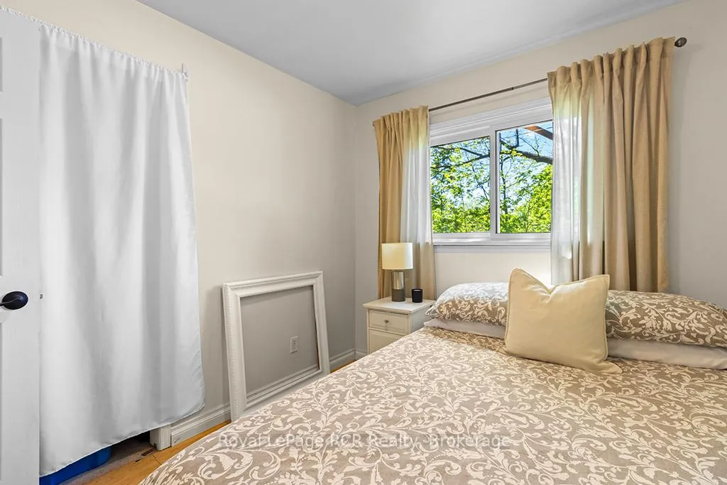 Photo 13 of 589 5th Avenue E, Owen Sound — HOMEH