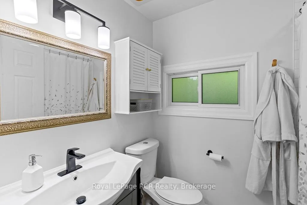Photo 16 of 589 5th Avenue E, Owen Sound — HOMEH