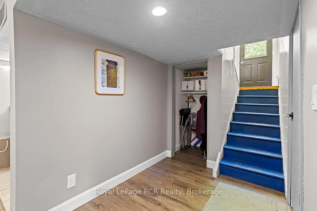 Photo 21 of 589 5th Avenue E, Owen Sound — HOMEH
