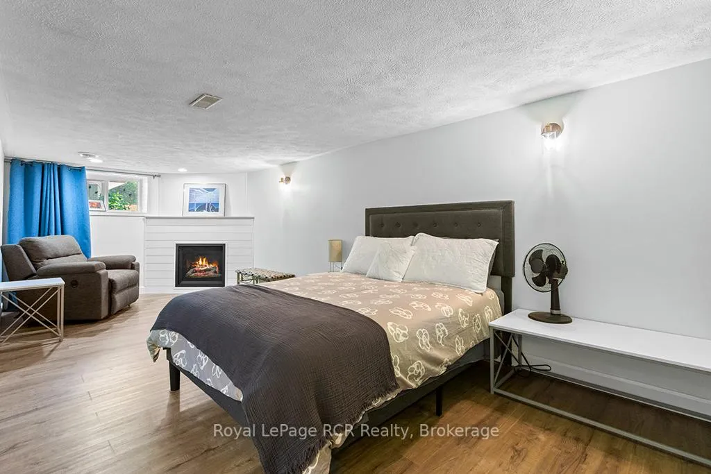 Photo 22 of 589 5th Avenue E, Owen Sound — HOMEH