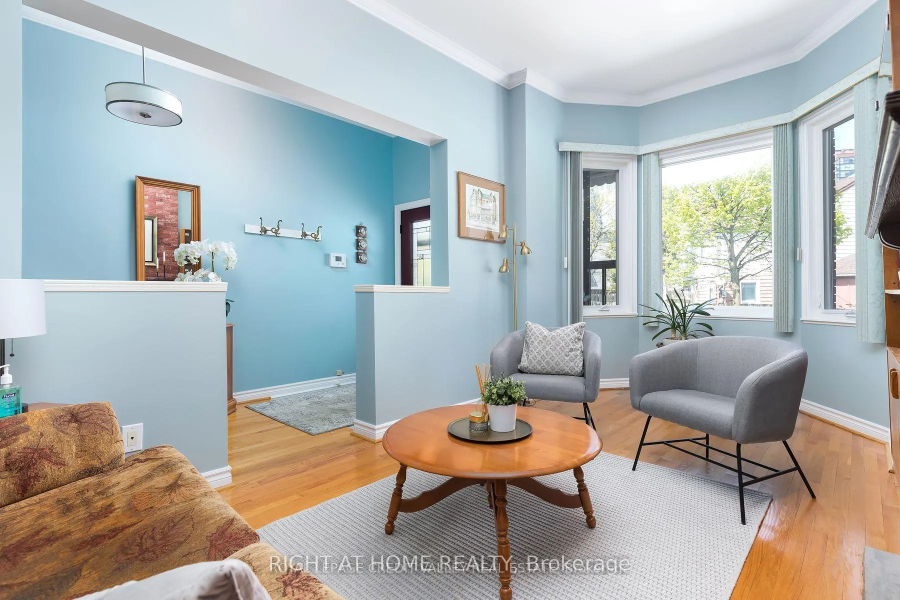 Photo 10 of 119 Niagara Street, Toronto, Niagara — HOMEH