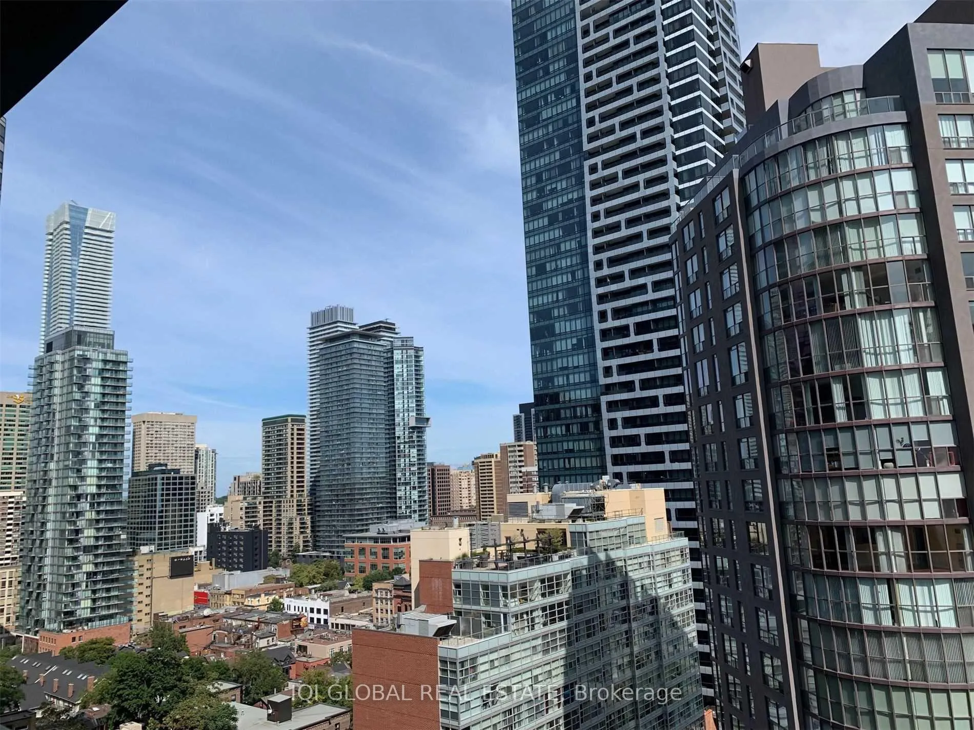 Photo 17 of Unit 1901, 955 Bay Street, Toronto, Bay Street Corridor — HOMEH