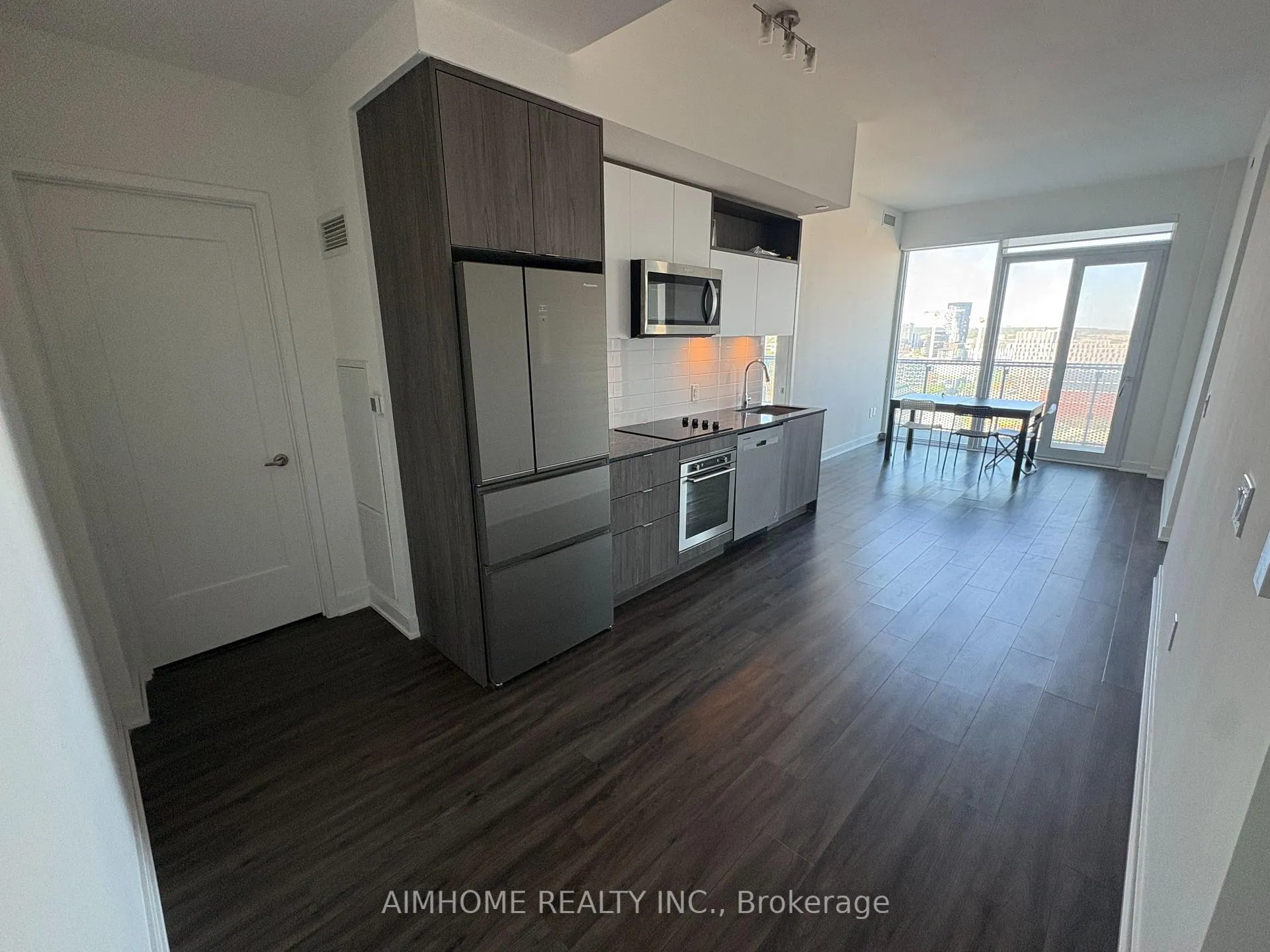 Photo 1 of Unit 1716, 60 princess Street, Toronto, Waterfront Communities — HOMEH