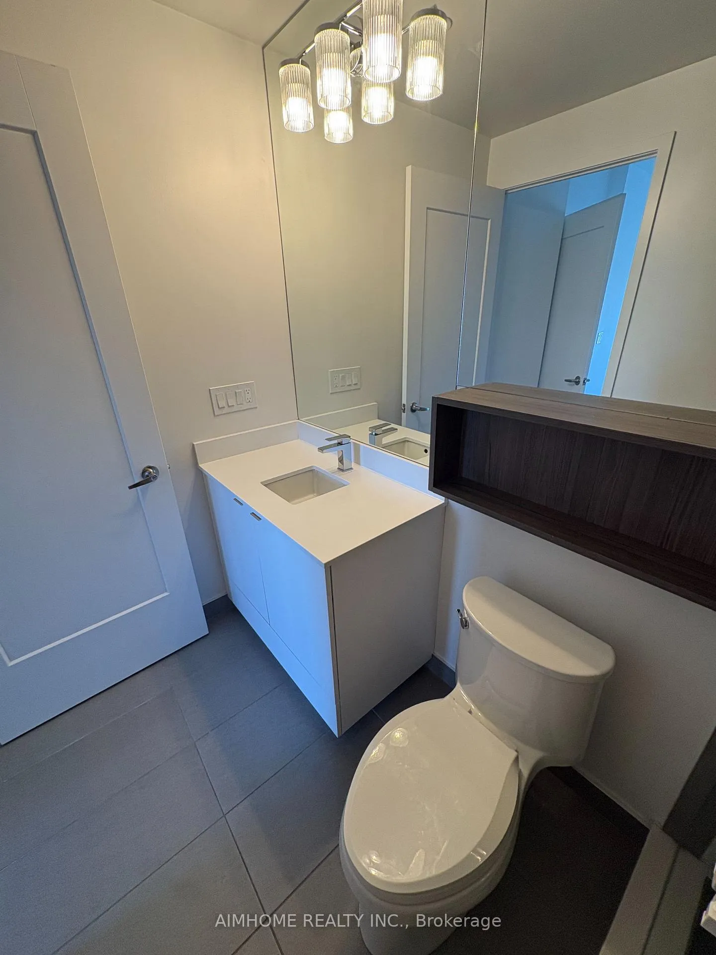 Photo 8 of Unit 1716, 60 princess Street, Toronto, Waterfront Communities — HOMEH