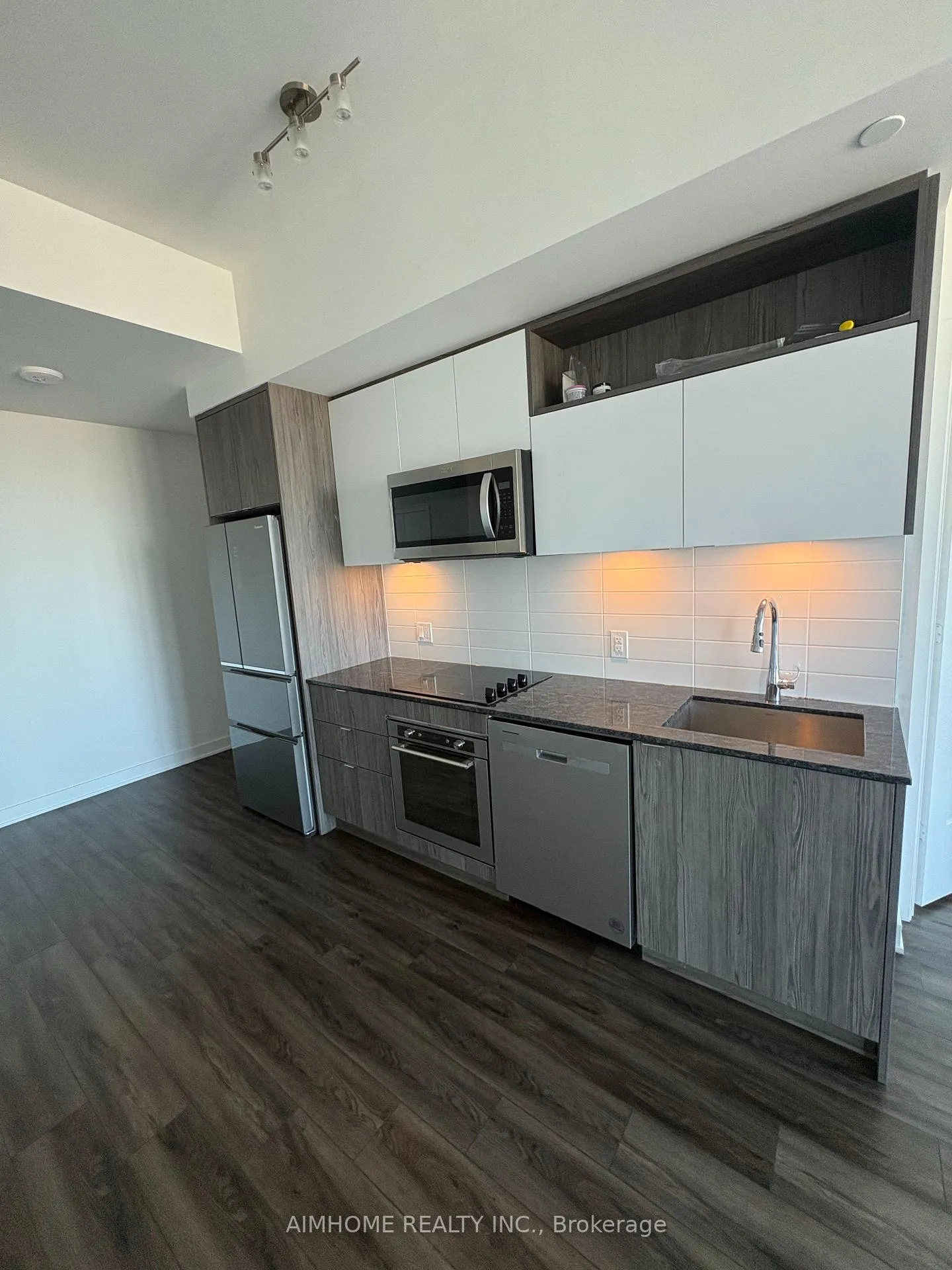 Photo 11 of Unit 1716, 60 princess Street, Toronto, Waterfront Communities — HOMEH
