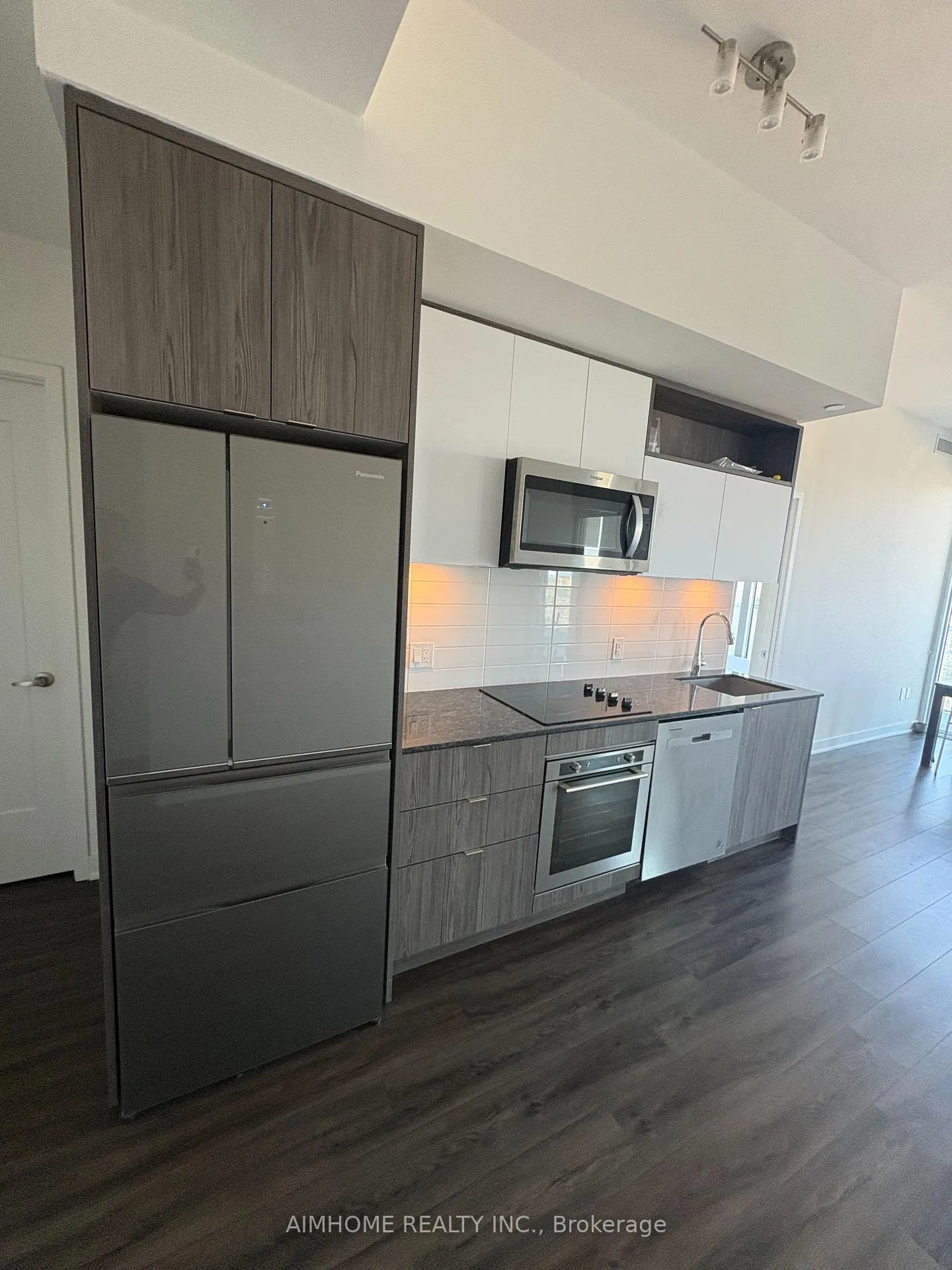 Photo 18 of Unit 1716, 60 princess Street, Toronto, Waterfront Communities — HOMEH