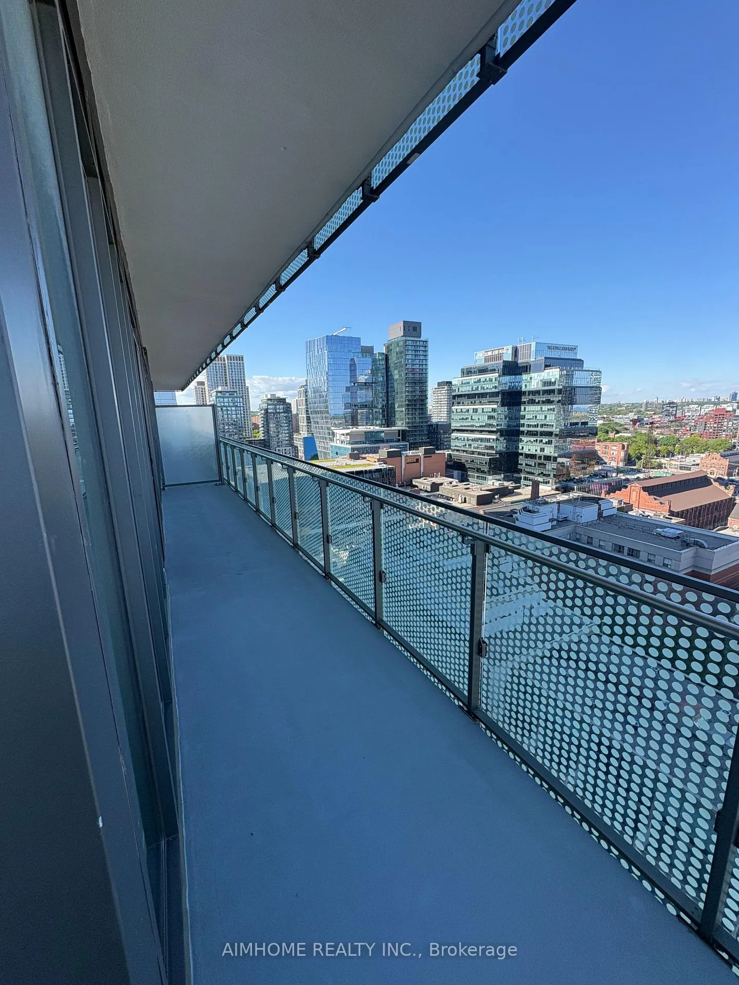 Photo 20 of Unit 1716, 60 princess Street, Toronto, Waterfront Communities — HOMEH