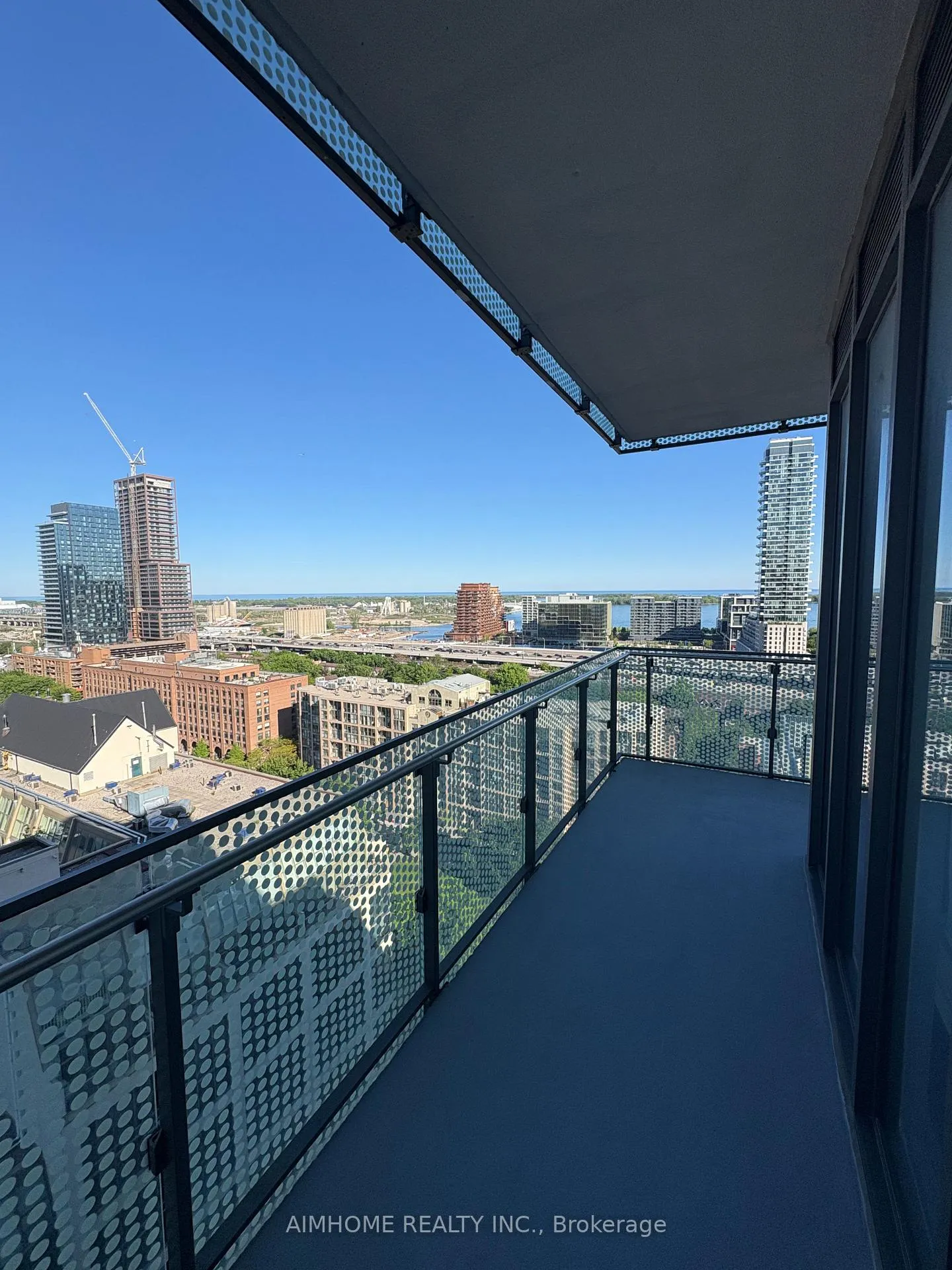 Photo 21 of Unit 1716, 60 princess Street, Toronto, Waterfront Communities — HOMEH