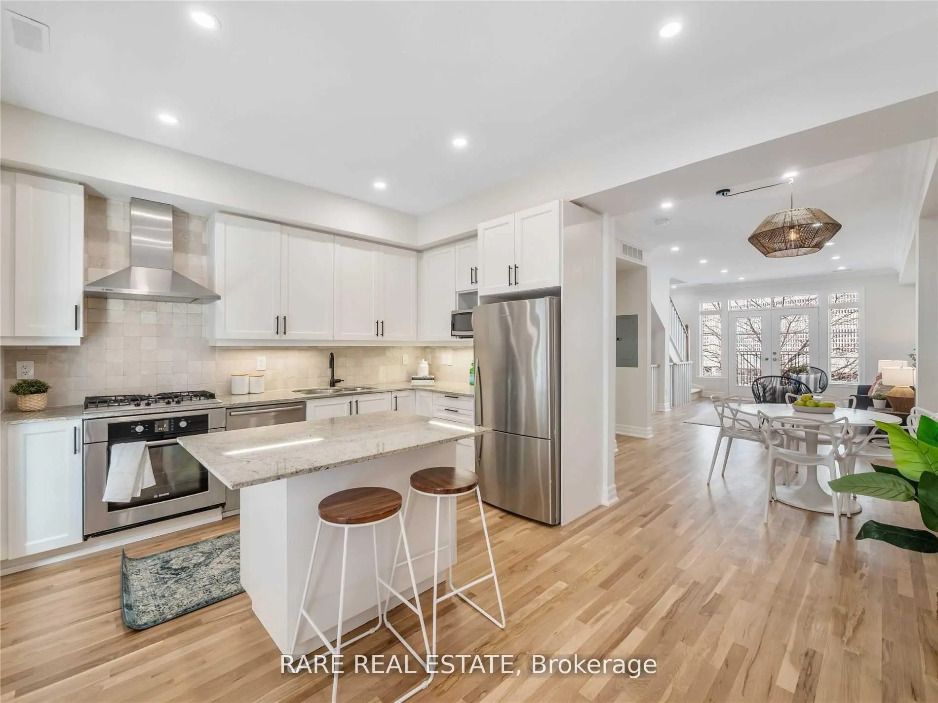 Photo 1 of 65 Pleasant Boulevard, Toronto, Rosedale-Moore Park — HOMEH