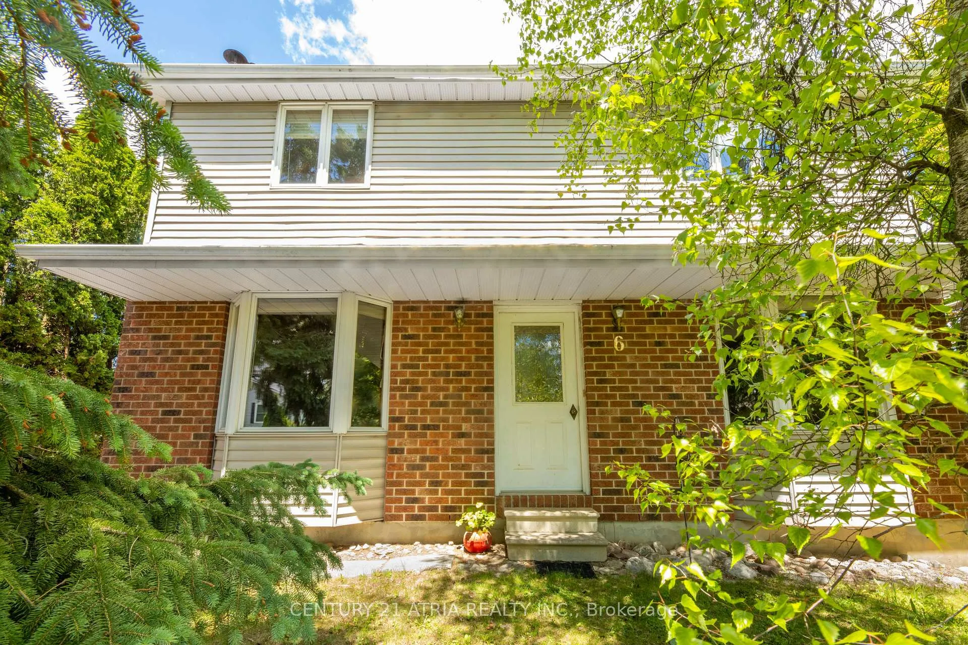 Photo 1 of 6 Penny Place, Richmond Hill, Oak Ridges — HOMEH