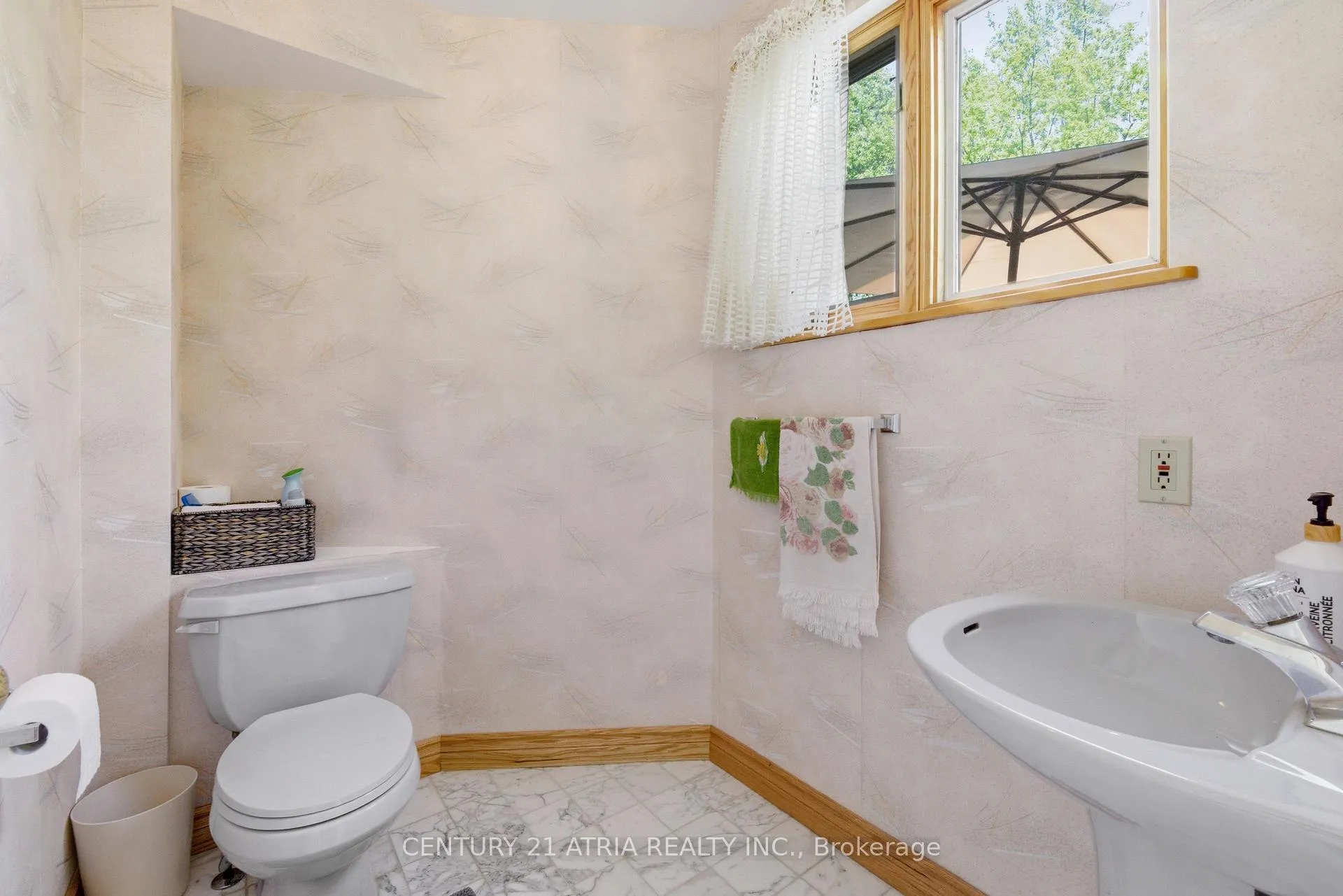 Photo 10 of 6 Penny Place, Richmond Hill, Oak Ridges — HOMEH