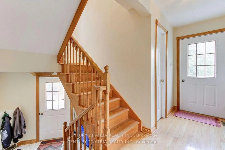 Photo 11 of 6 Penny Place, Richmond Hill, Oak Ridges — HOMEH