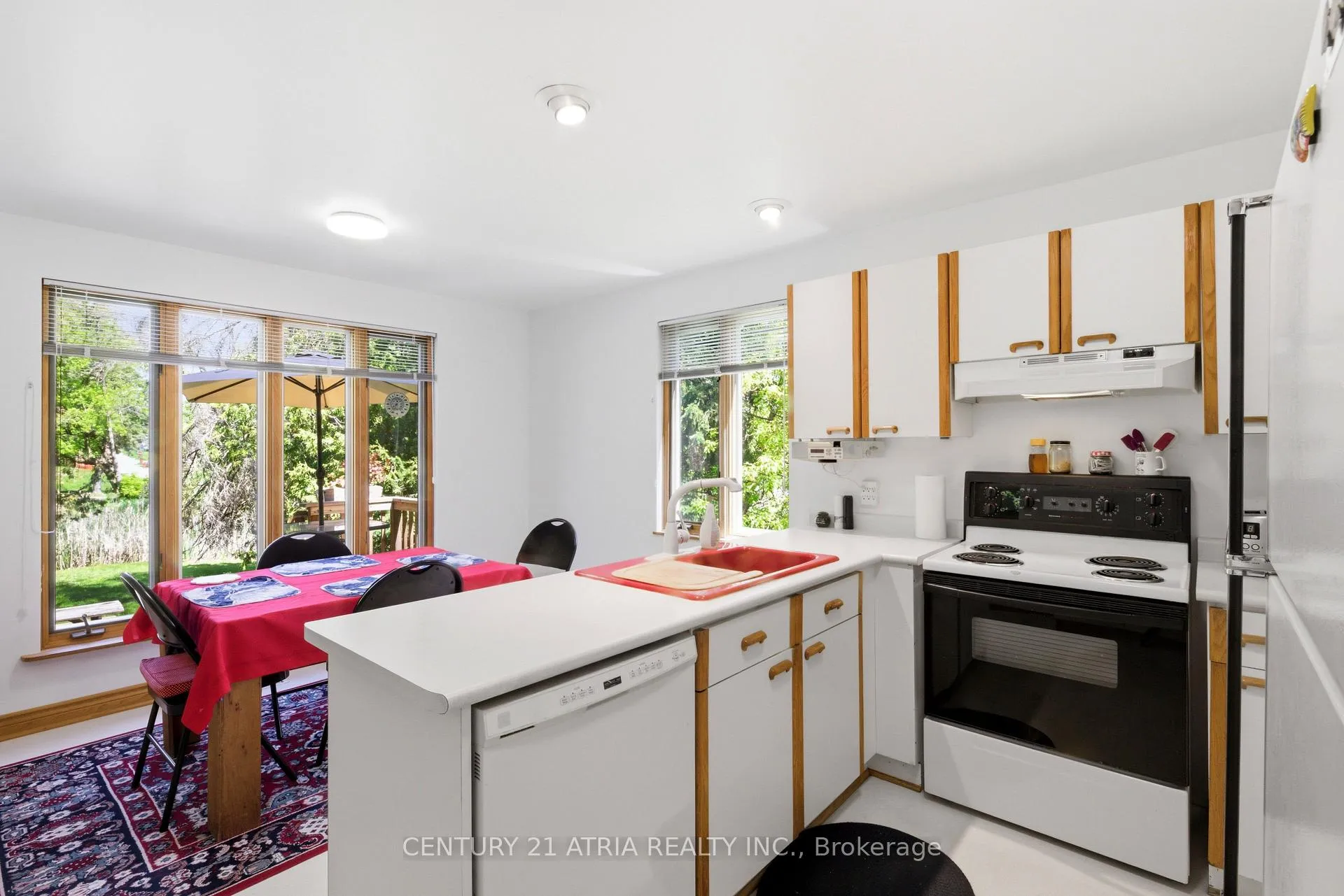 Photo 13 of 6 Penny Place, Richmond Hill, Oak Ridges — HOMEH