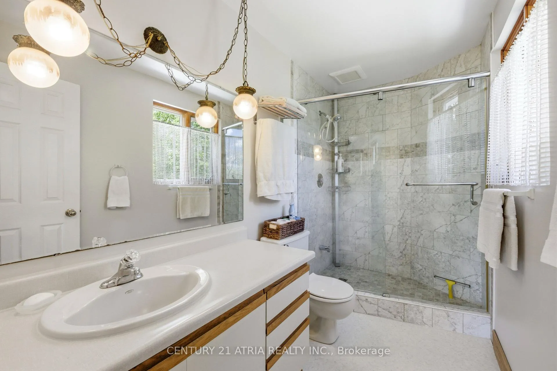 Photo 17 of 6 Penny Place, Richmond Hill, Oak Ridges — HOMEH