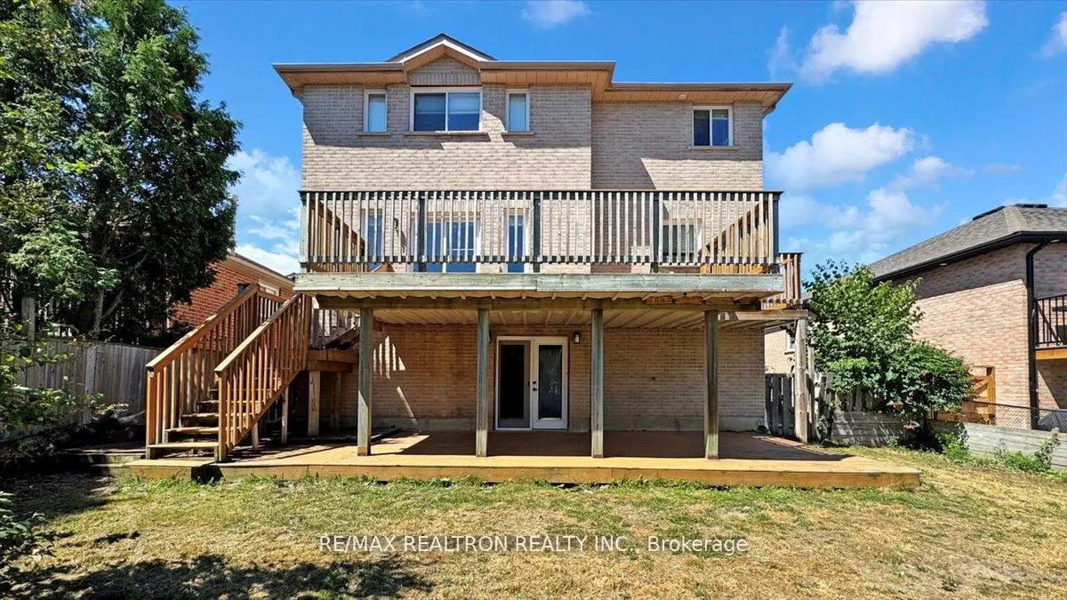 Photo 46 of 19 Tamarack Trail, Barrie, Bayshore — HOMEH