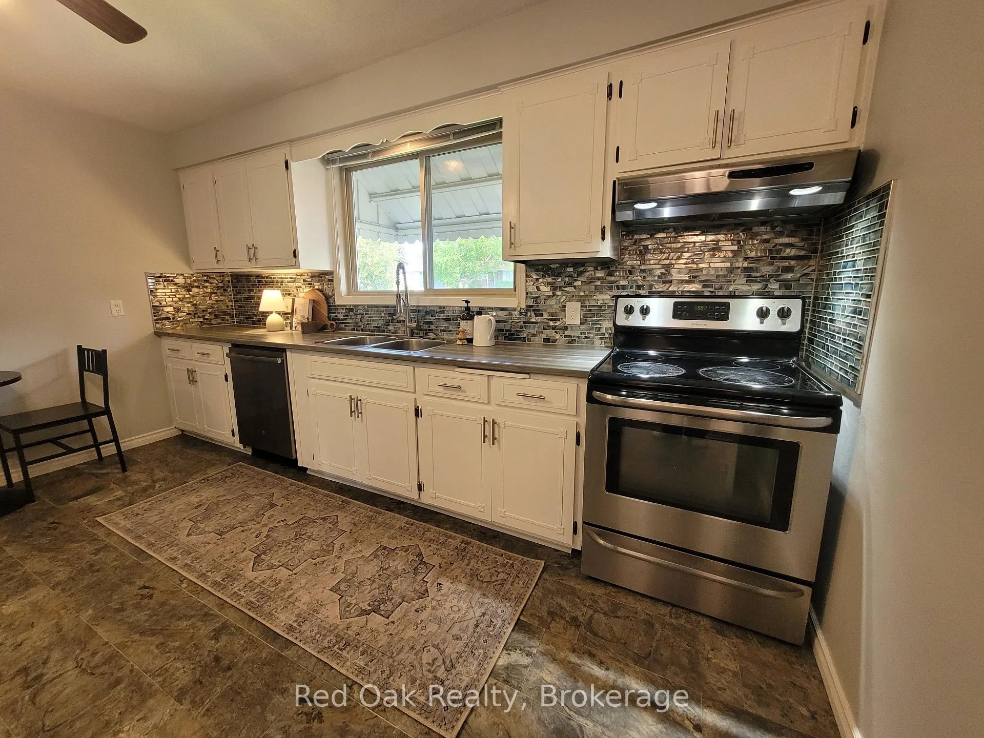 Photo 7 of 1040 Huron Terrace, Kincardine — HOMEH