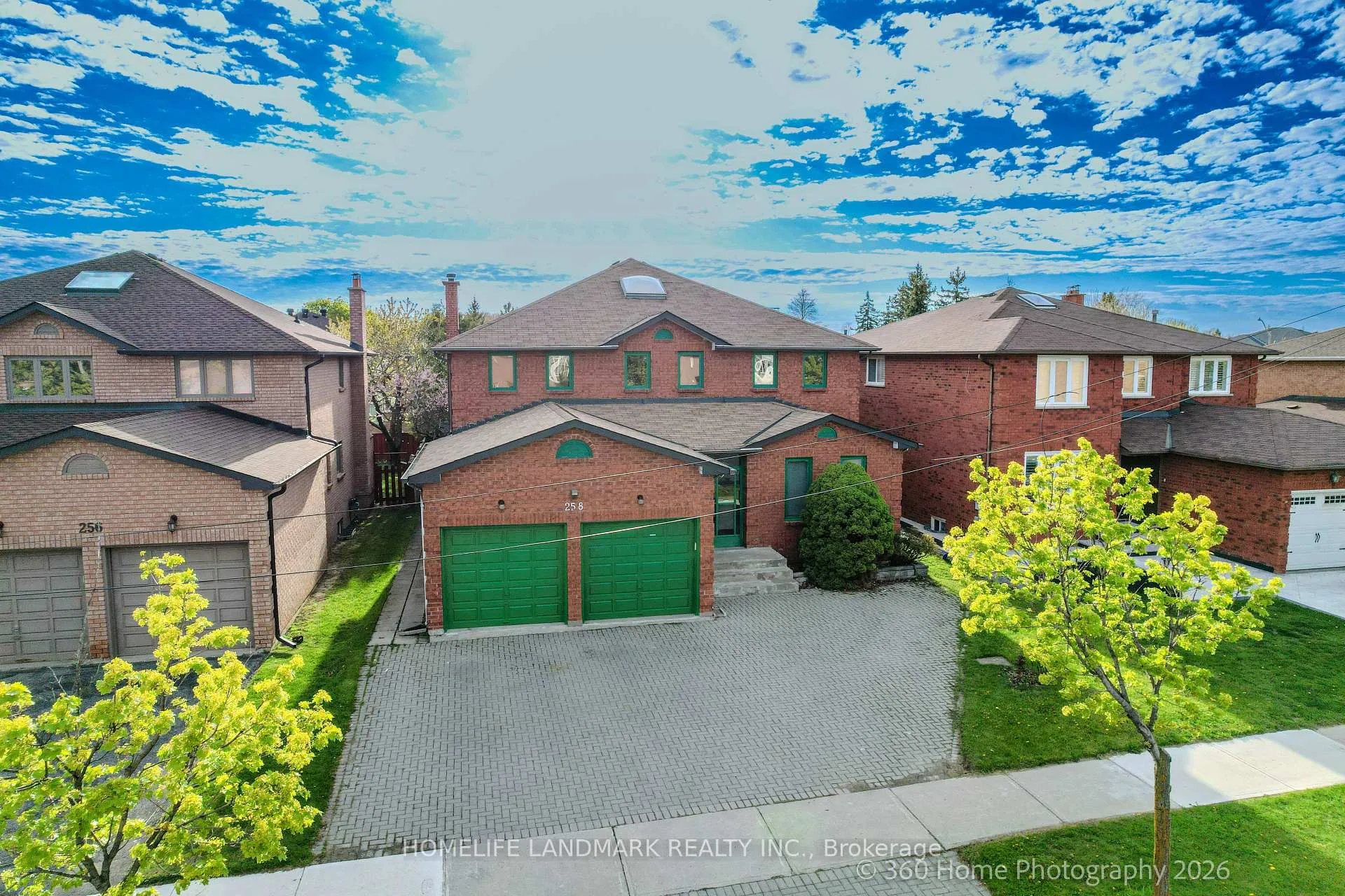 Photo 1 of 258 Valleymede Drive, Richmond Hill, Doncrest — HOMEH