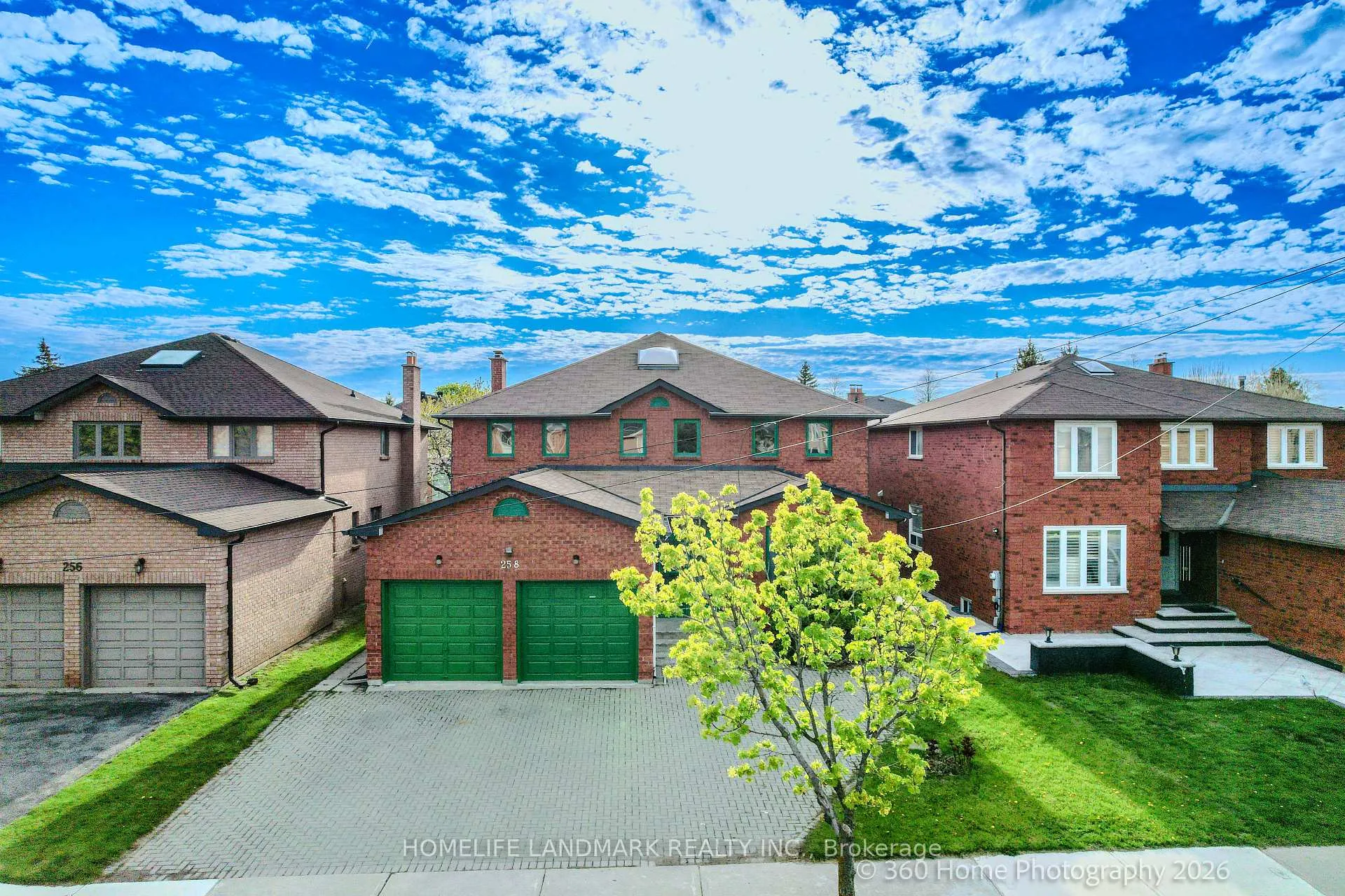 Photo 2 of 258 Valleymede Drive, Richmond Hill, Doncrest — HOMEH