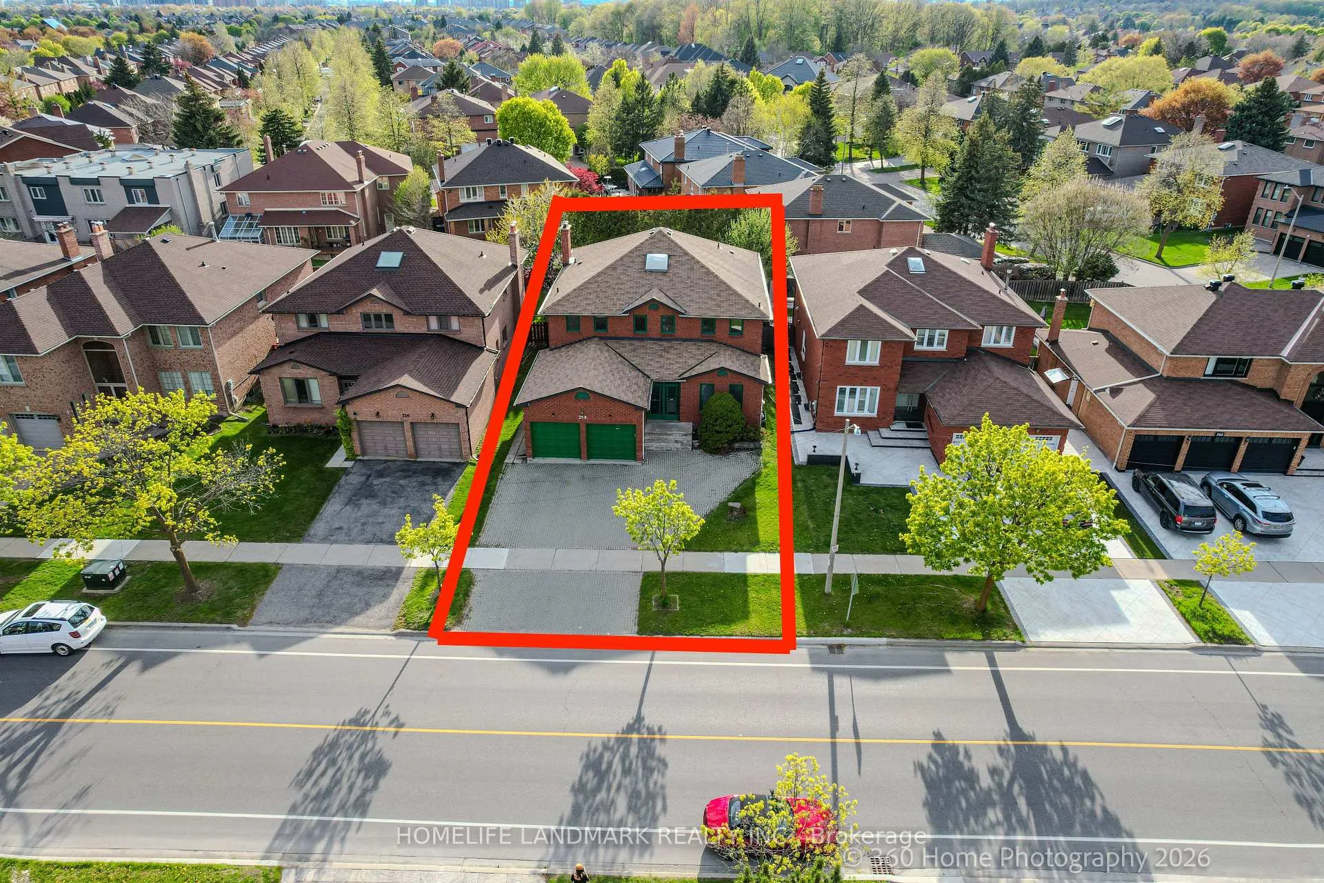 Photo 6 of 258 Valleymede Drive, Richmond Hill, Doncrest — HOMEH