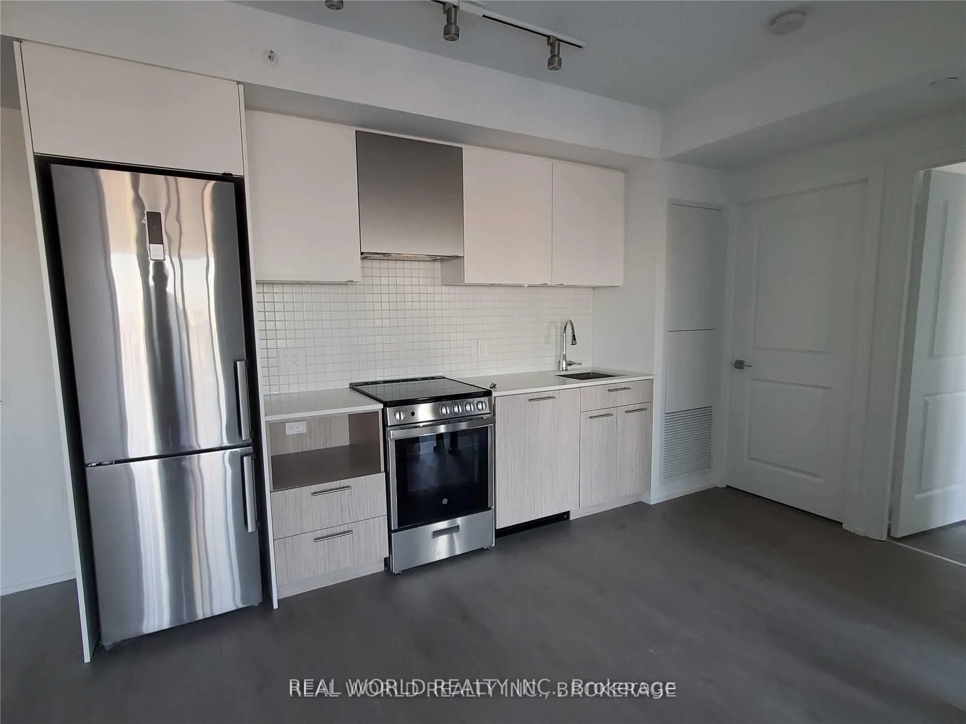 Photo 1 of Unit 2813, 251 Jarvis Street, Toronto, Church-Yonge Corridor — HOMEH