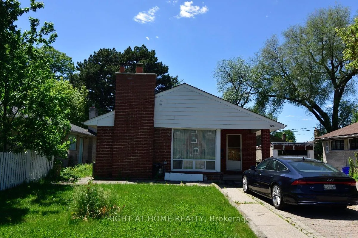 Front of 2436 Islington Avenue