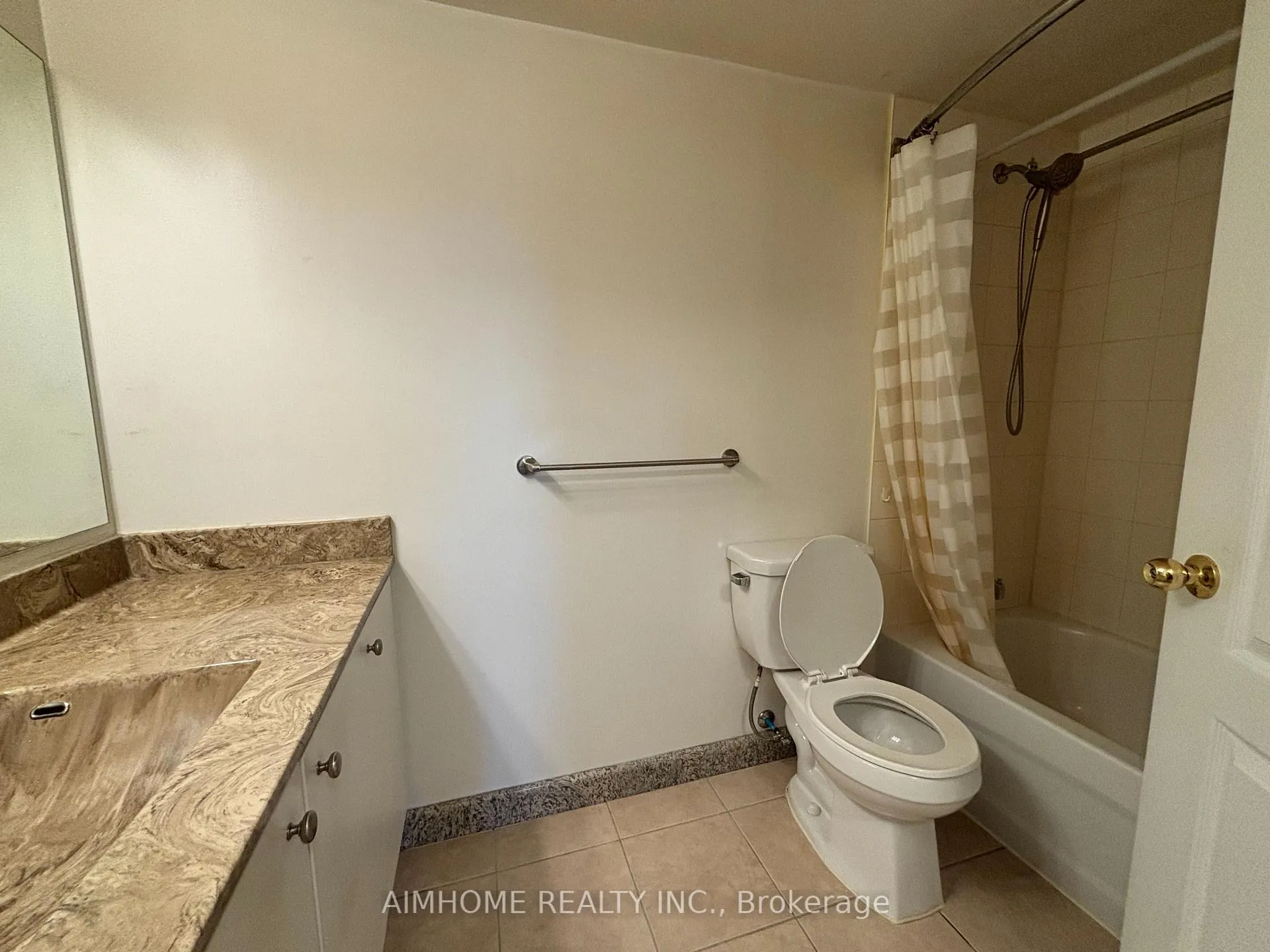 Photo 12 of Unit 720, 4600 Steeles Avenue E, Markham, Milliken Mills East — HOMEH